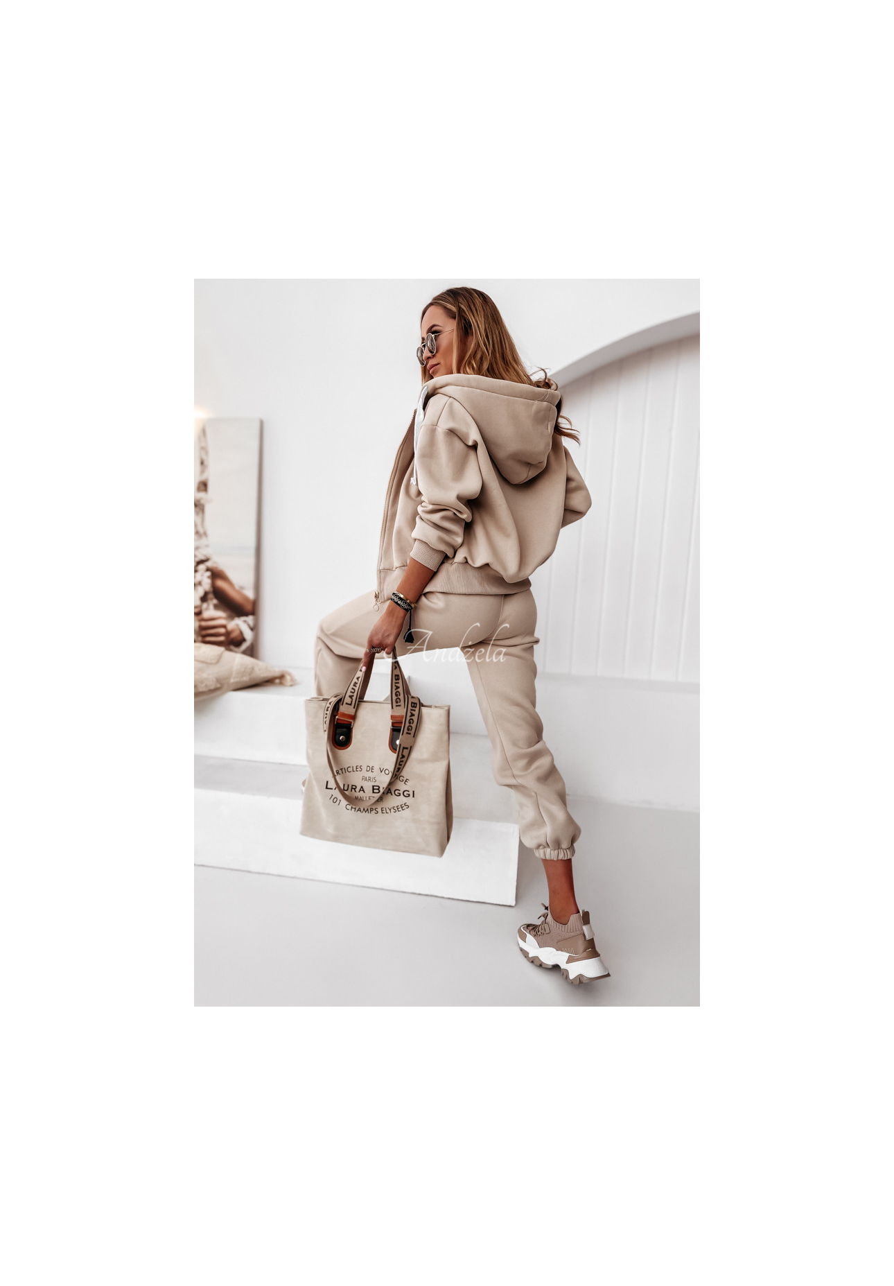 Kabelka z imitace semiše Voyage béžová