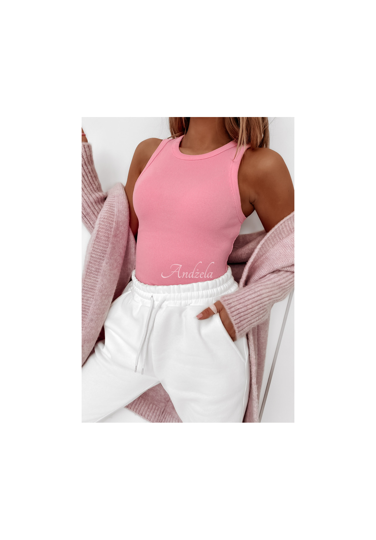 Vroubkovaný Top na ramínka Avenis růžový