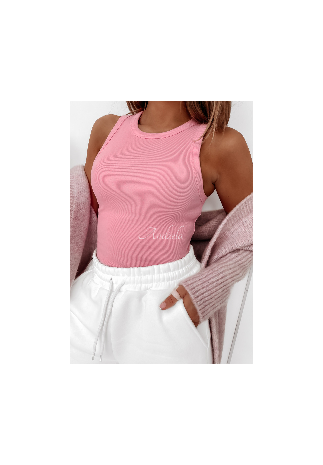 Vroubkovaný Top na ramínka Avenis růžový