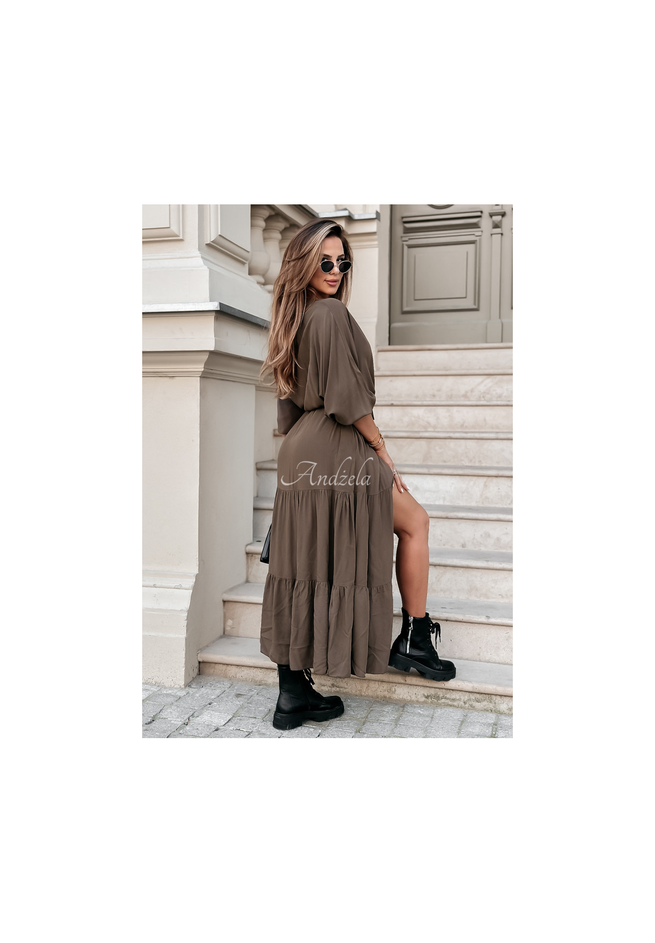 Viskózové maxi šaty s volánky Colletta hnědá