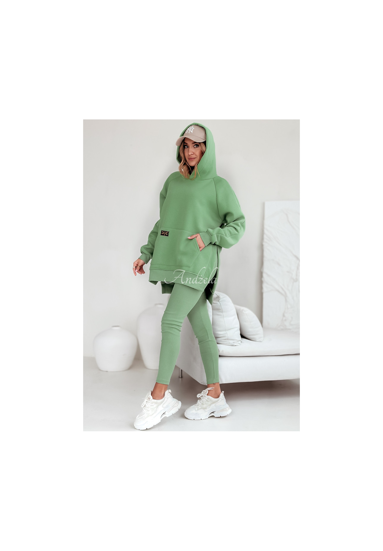 Mikina s kapsou a kapucí Siempre khaki