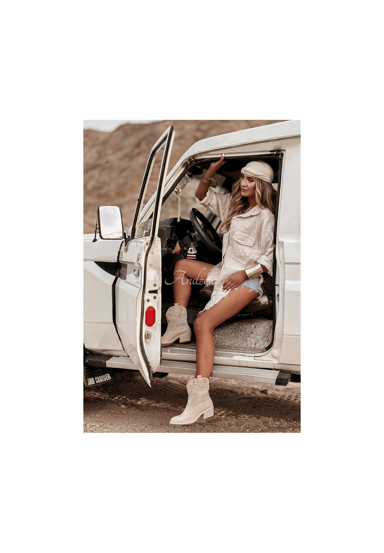 Dlouhá lněná košile s kapsami Take A Trip béžová