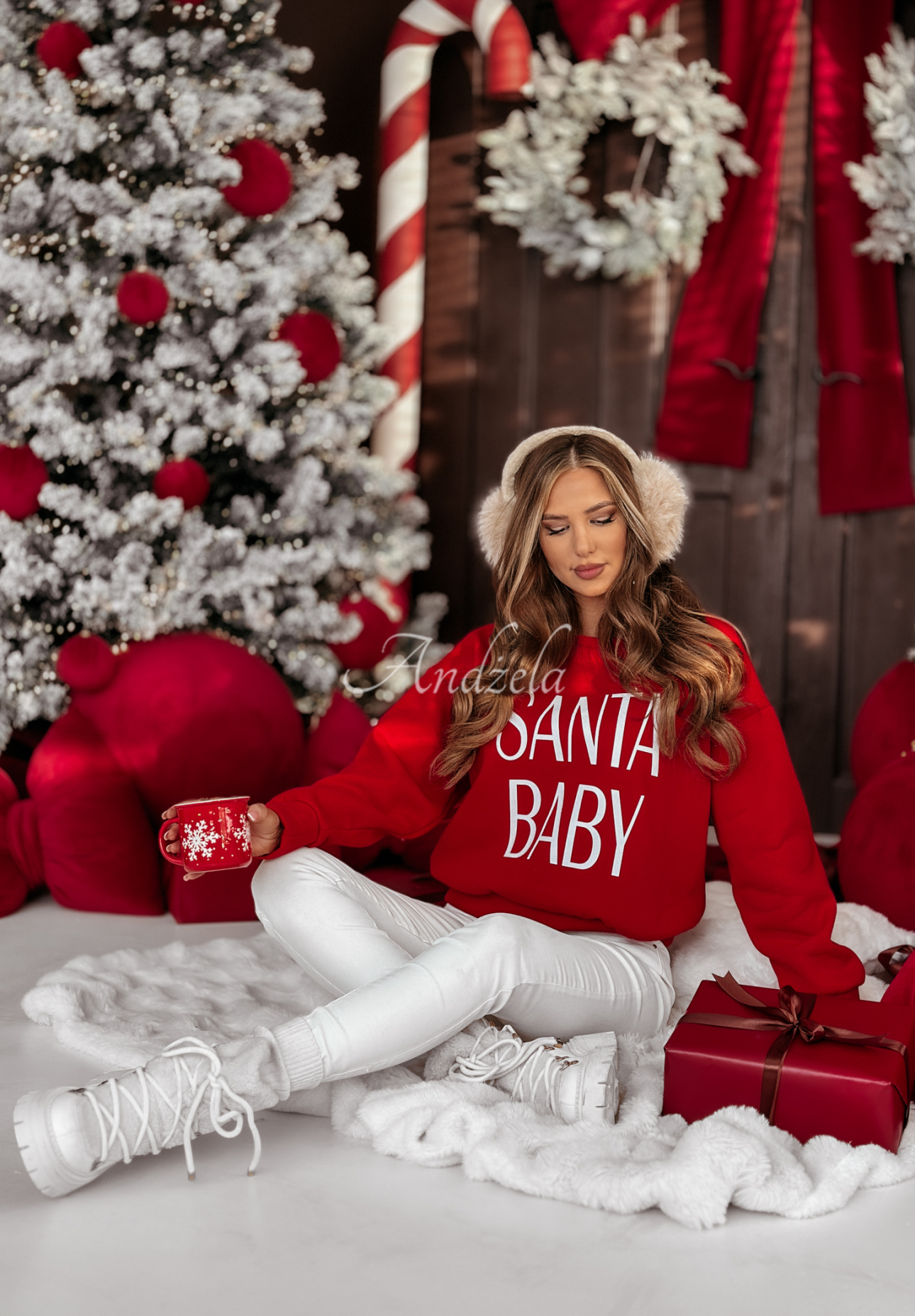 Vánoční mikina s potiskem Santa Baby červená