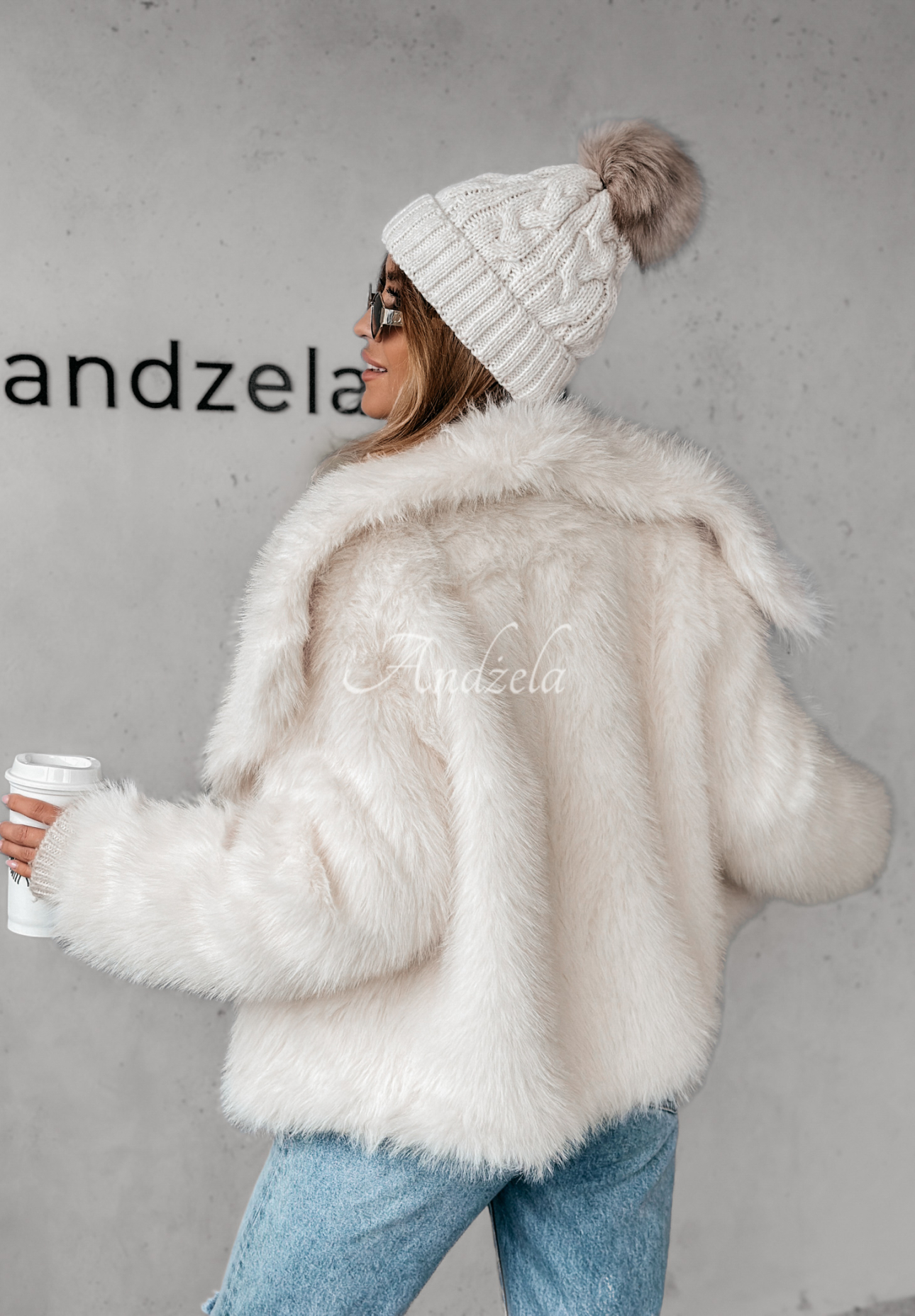 Krátký kabát kožíšek Bear Elegance ecru