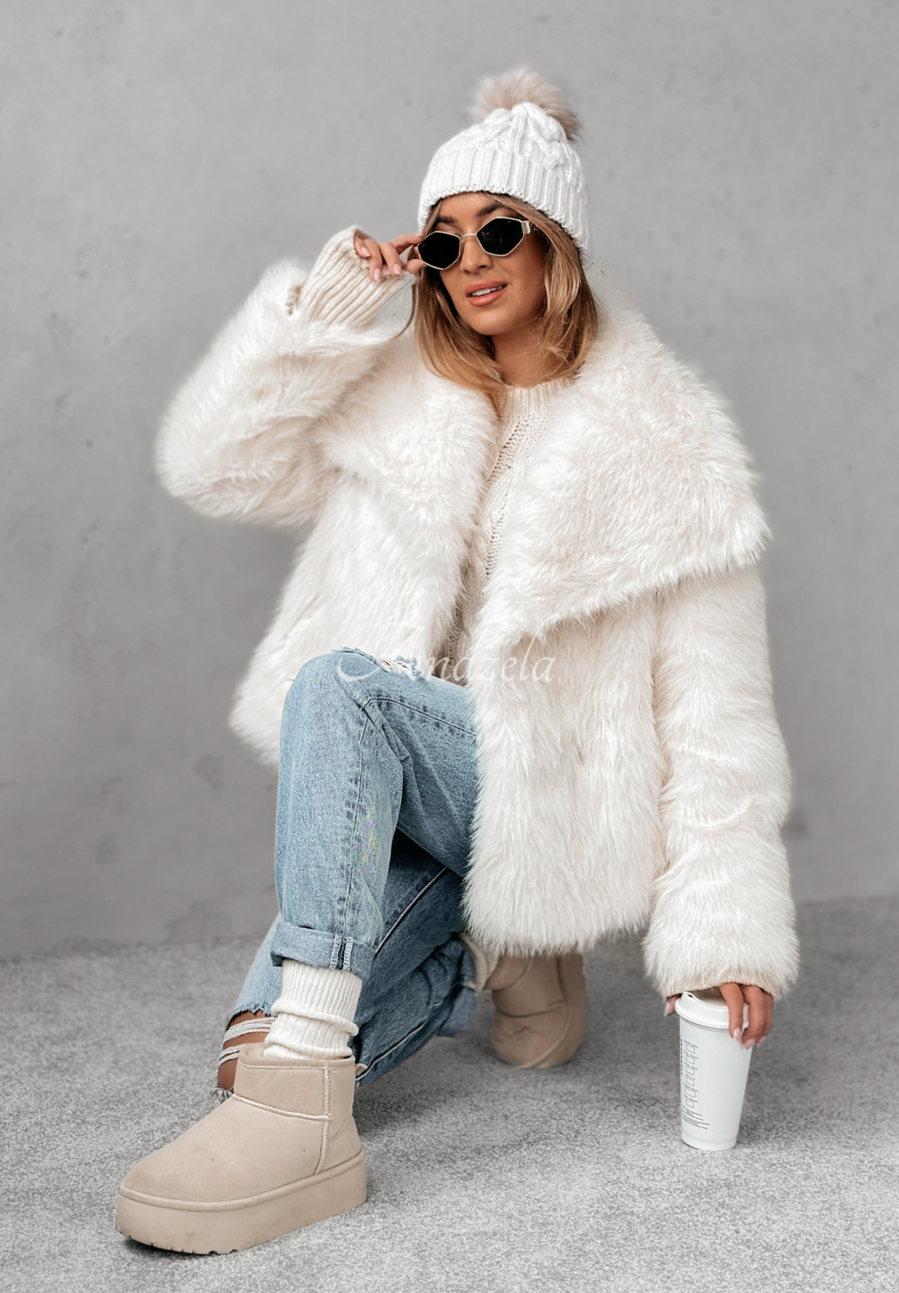 Krátký kabát kožíšek Bear Elegance ecru