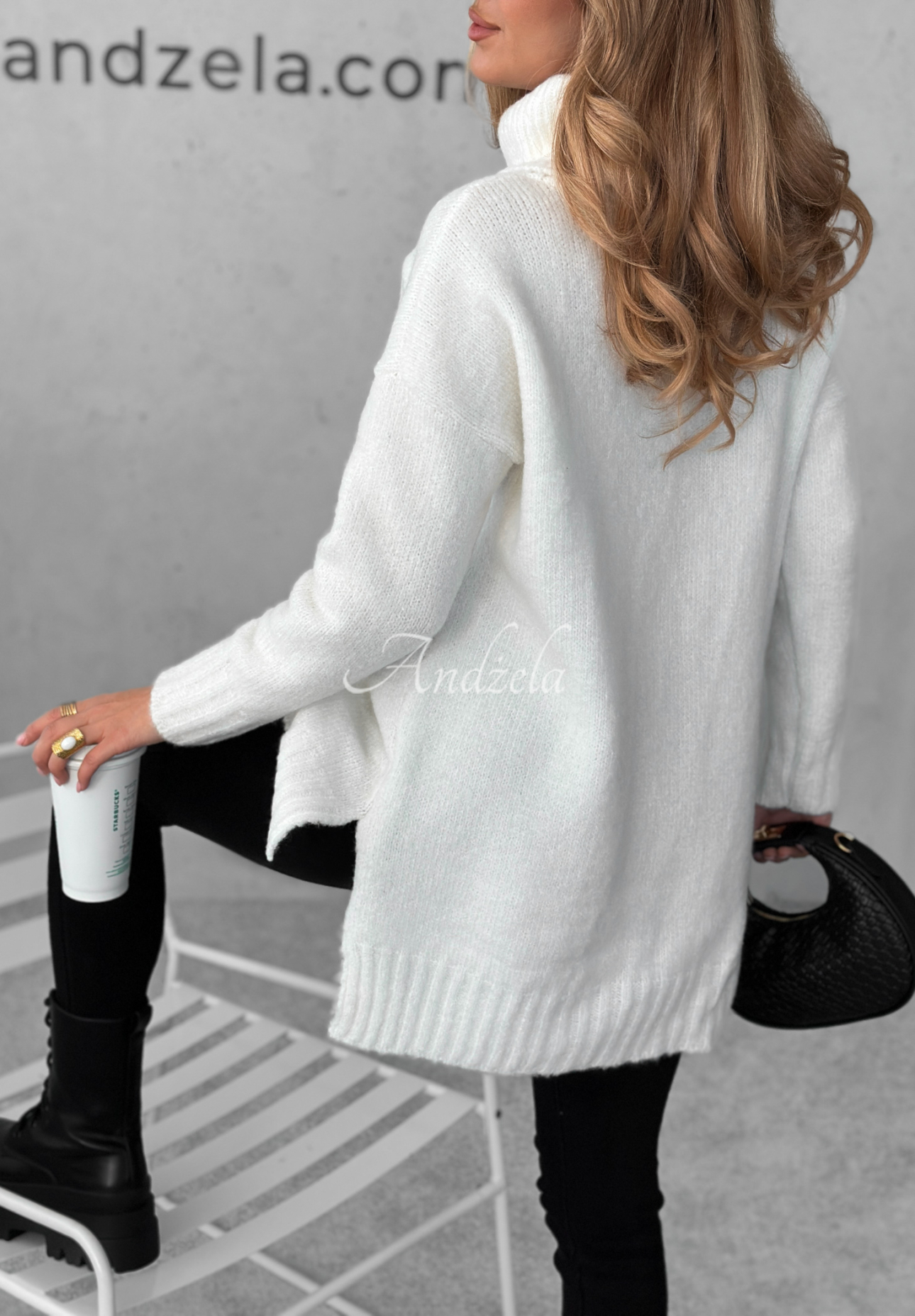 Svetr oversize s rolákem Benin ecru