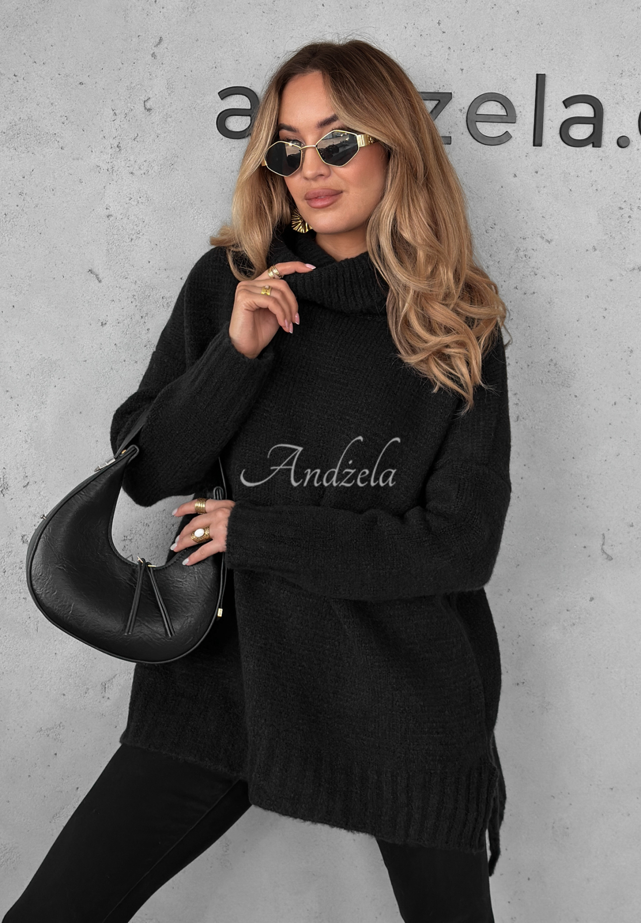Svetr oversize s rolákem Benin Černé