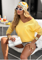 Svetr z dekoltem Caffe Latte žlutá