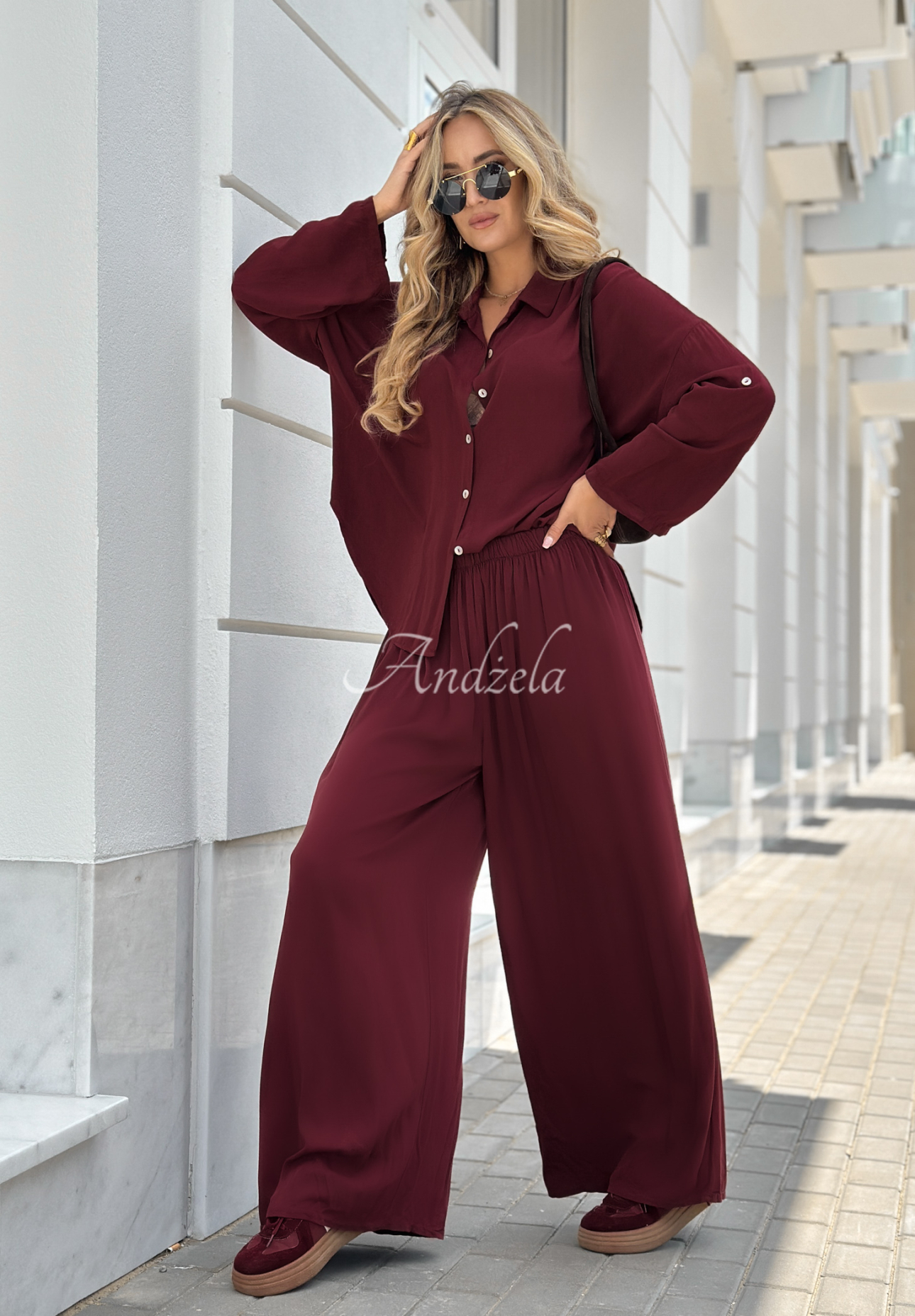 Viskózová souprava košile a kalhoty wide leg Summer Skies vínový