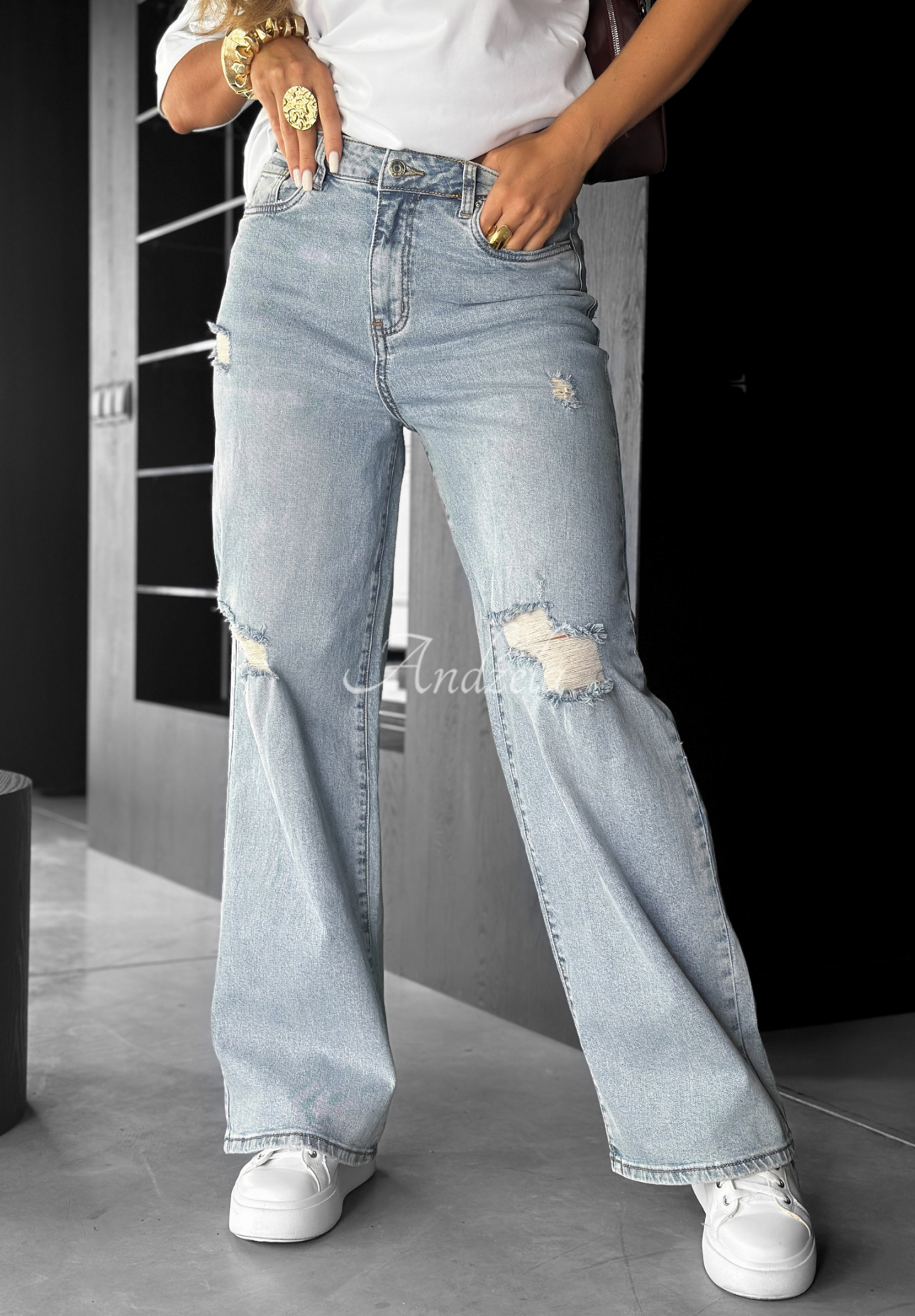 Džíny wide leg s oděrky I Think So světle modré