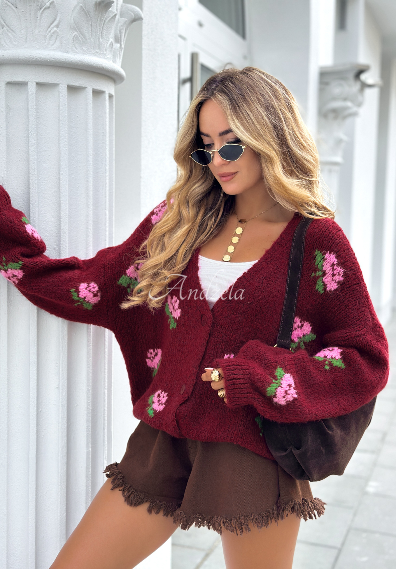 Krátký kardigan s květinami Bloomingdale vínový