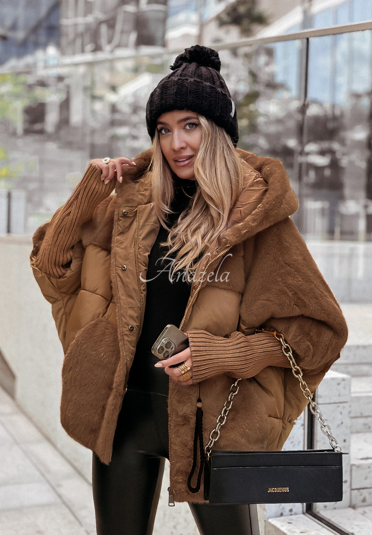 Prošívaná bunda s kožichem Snow & Pines velbloudí
