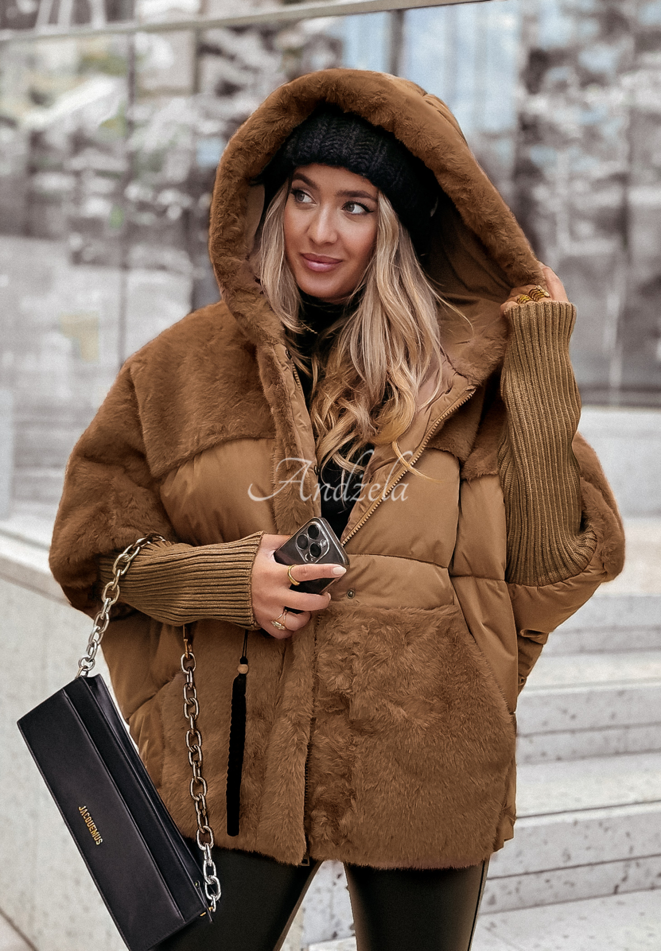 Prošívaná bunda s kožichem Snow &amp; Pines velbloudí
