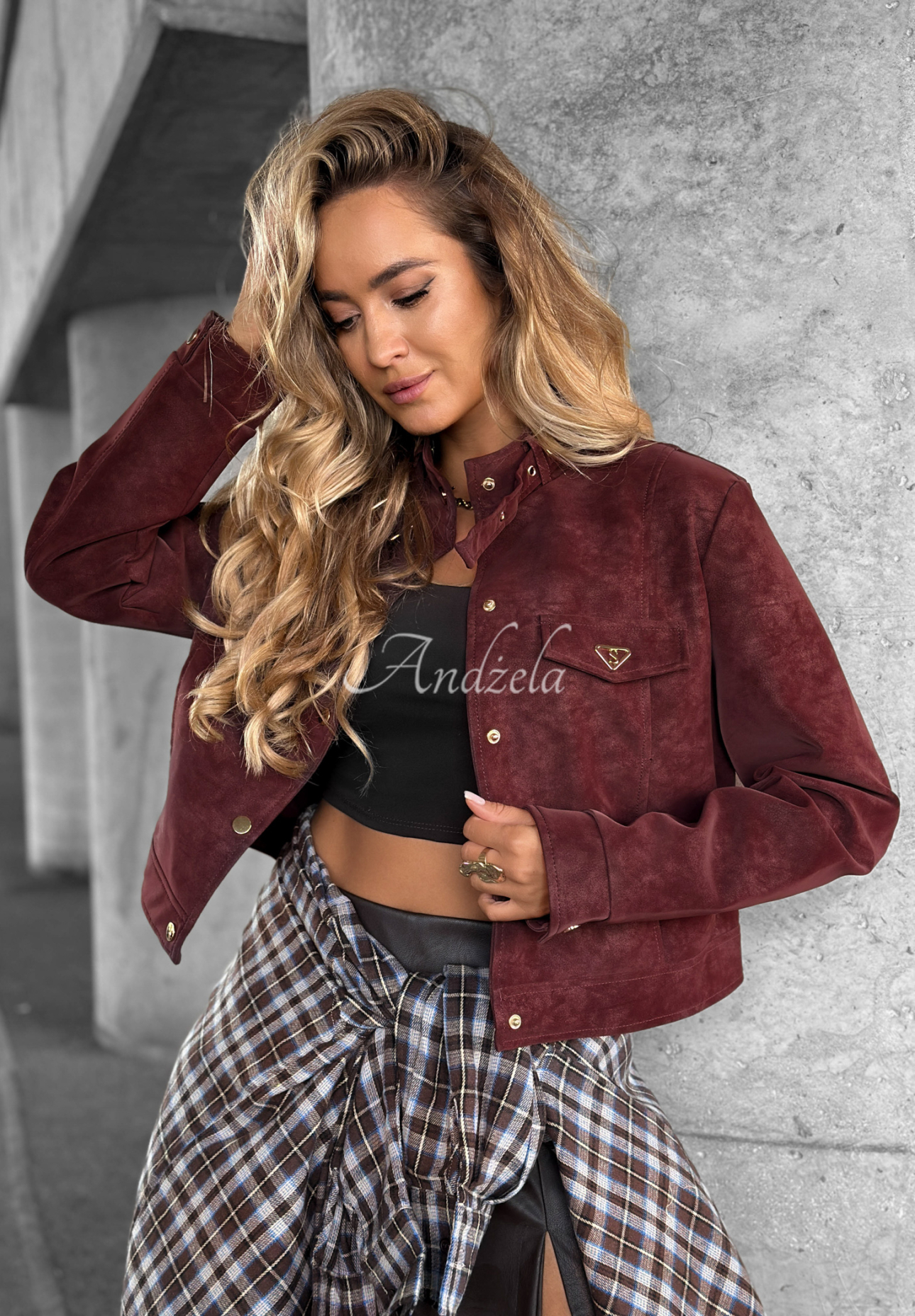 Krátká semišová bunda Autumn Whisper vínová
