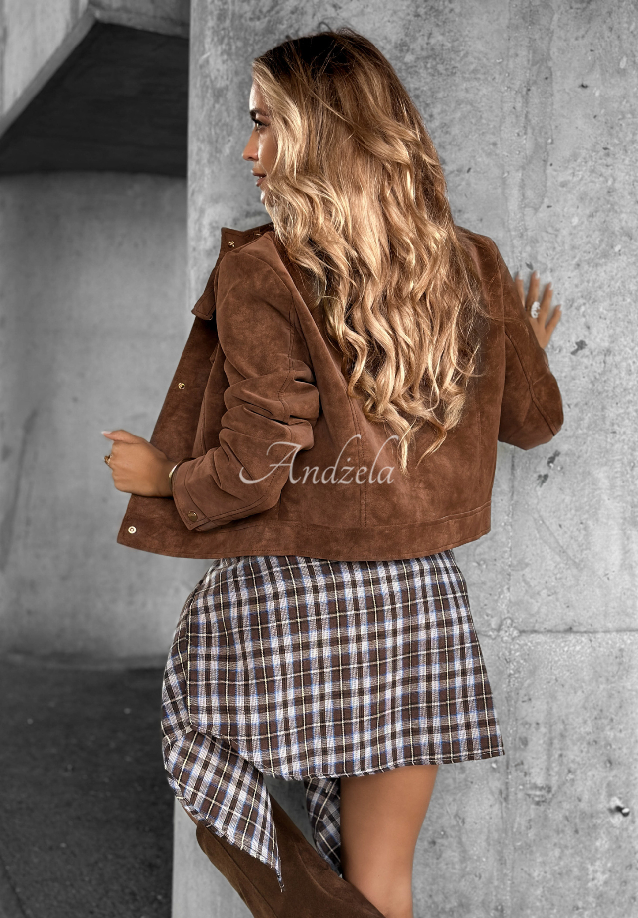 Krátká semišová bunda Autumn Whisper čokoládová