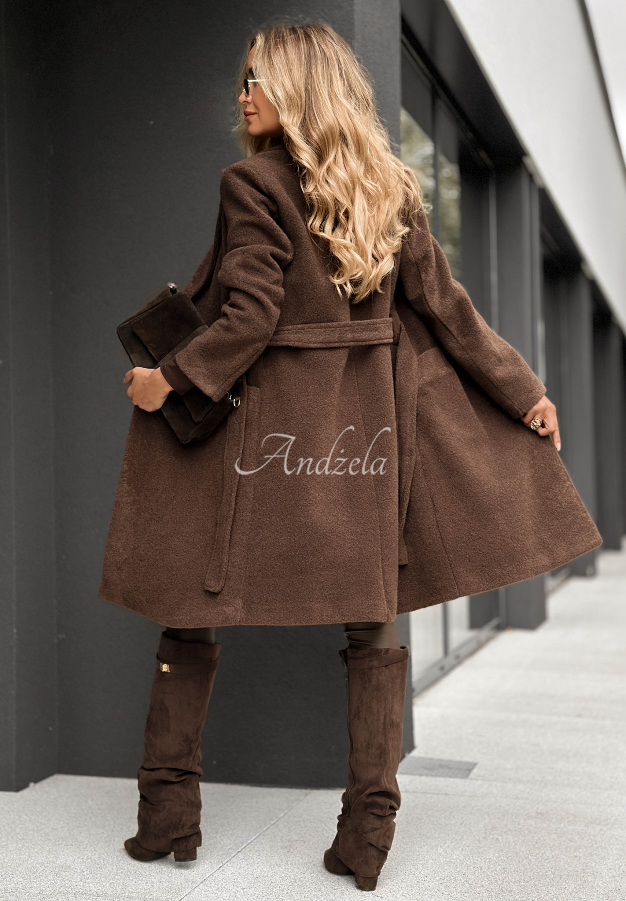 Bouclé kabát s knoflíky Arrington Park čokoládový