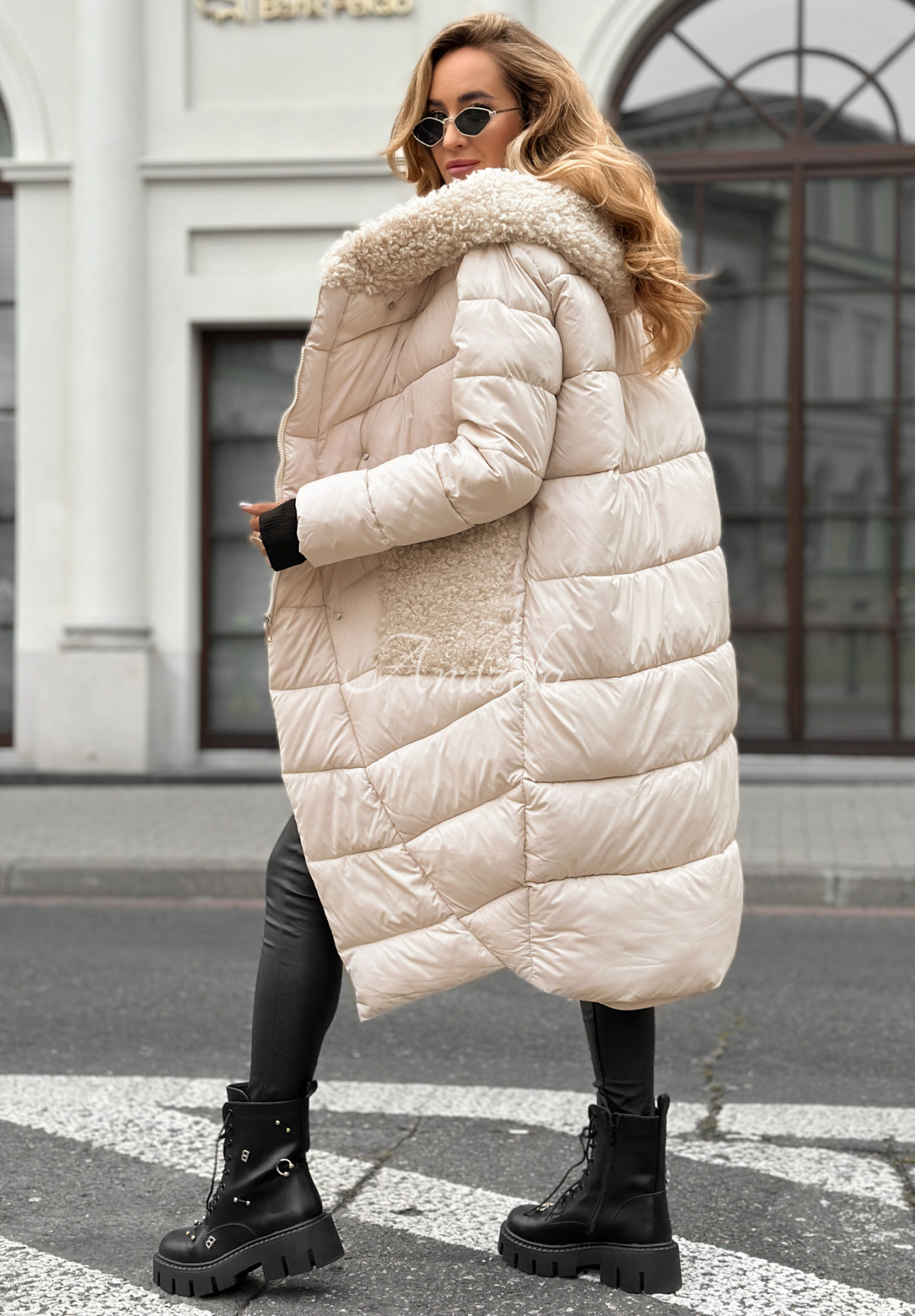 Dlouhá prošívaná bunda s kožíškem Long Cold Winter béžová