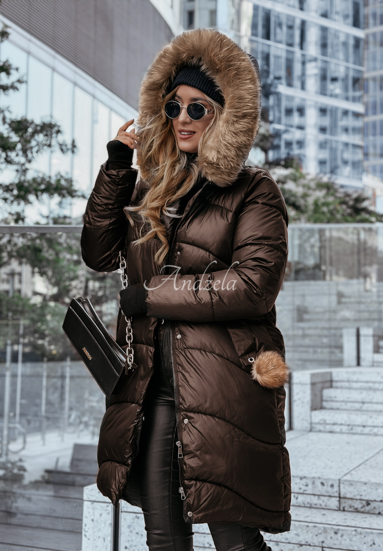 Dlouhá prošívaná bunda s kožíškem Snow Offense čokoládová  II