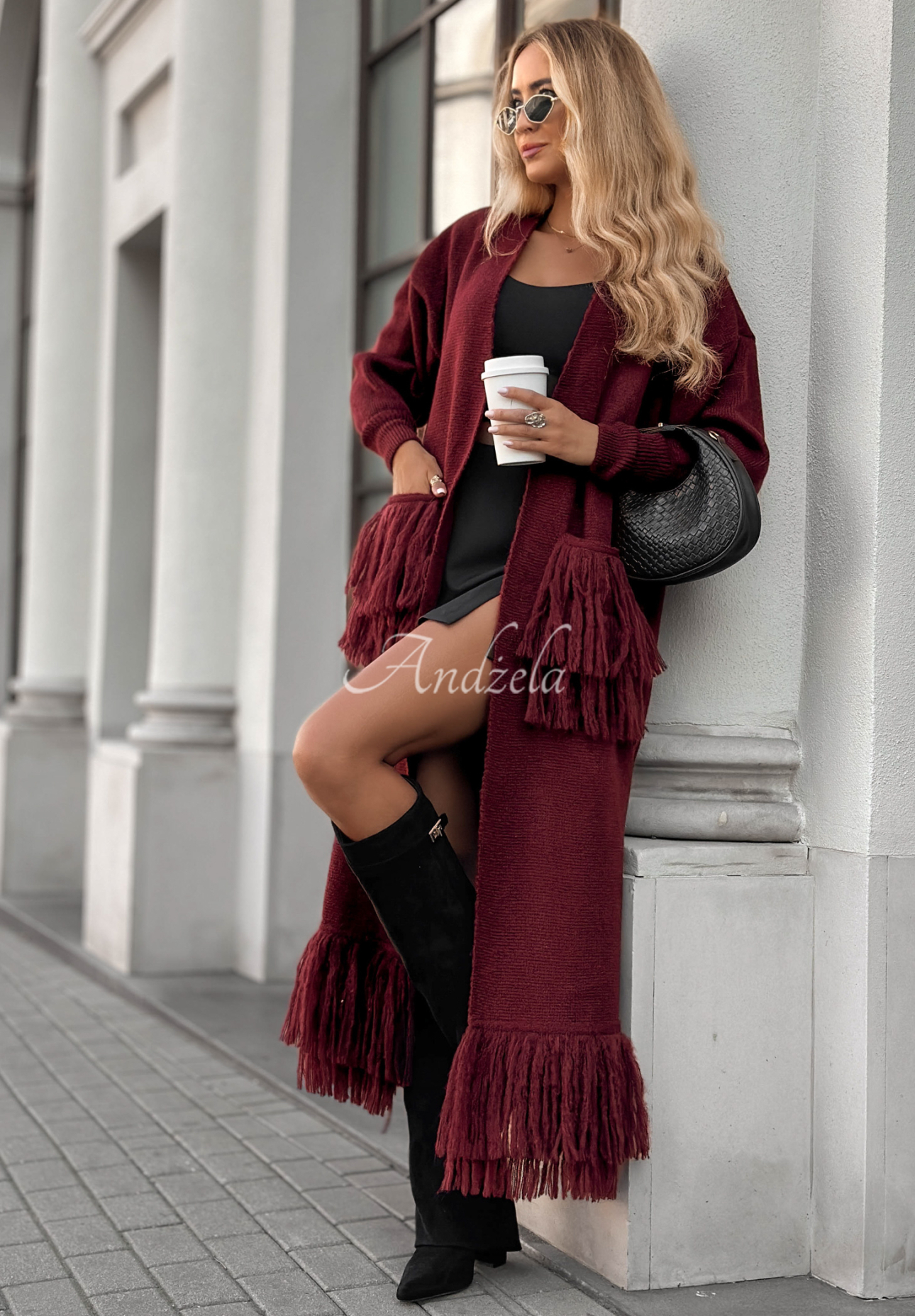 Dlouhý kardigan s třásněmi Find Her Glow vínový