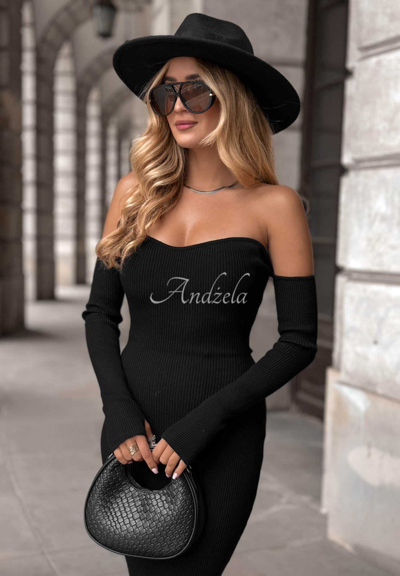 Žebrované bodycon šaty Mrs Delusion černá