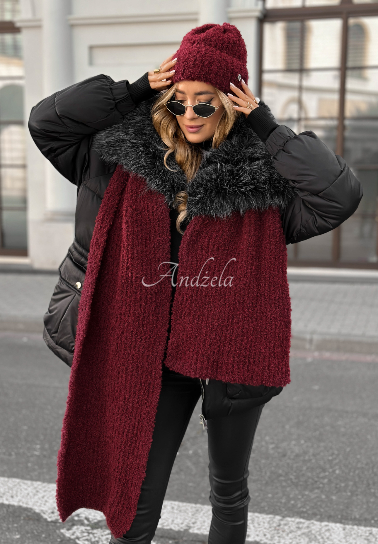 Šála boucle Winter Everywhere Bílá