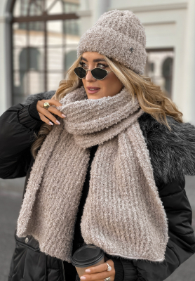 Šála boucle Winter Everywhere béžový