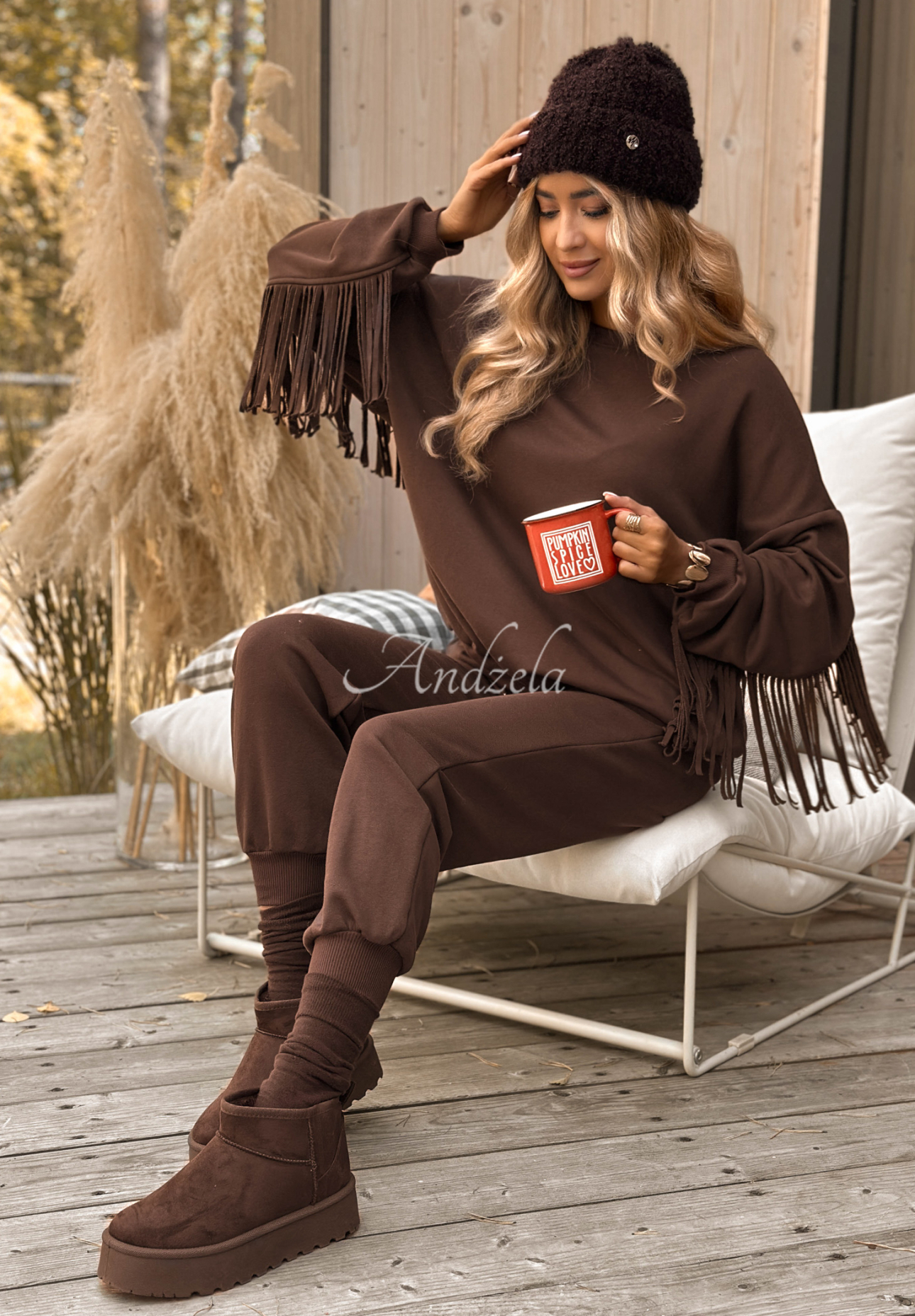 Tepláková souprava s třásněmi Fringe Obsessed čokoládový
