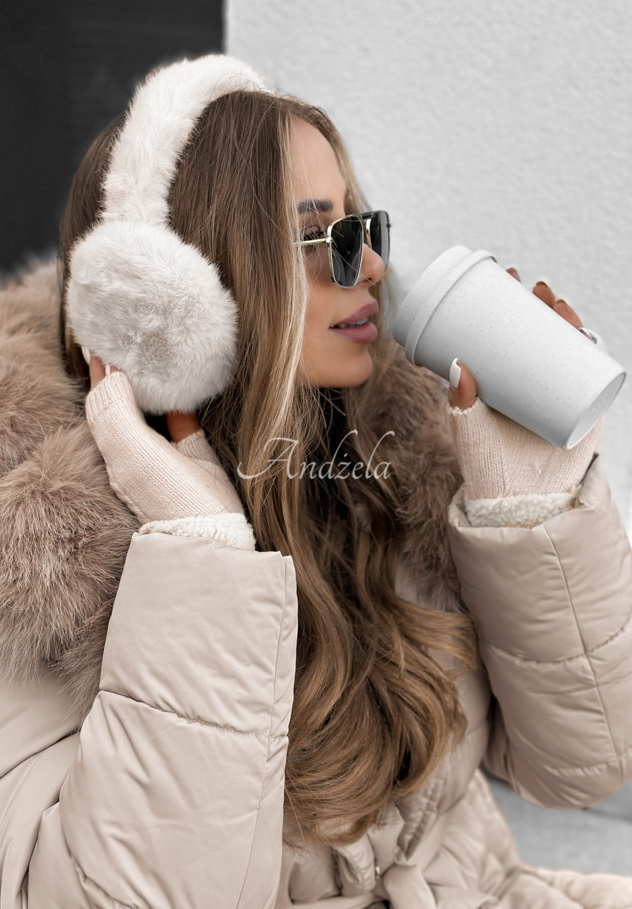 Náušníky s kožíškem Frosty Kiss béžové