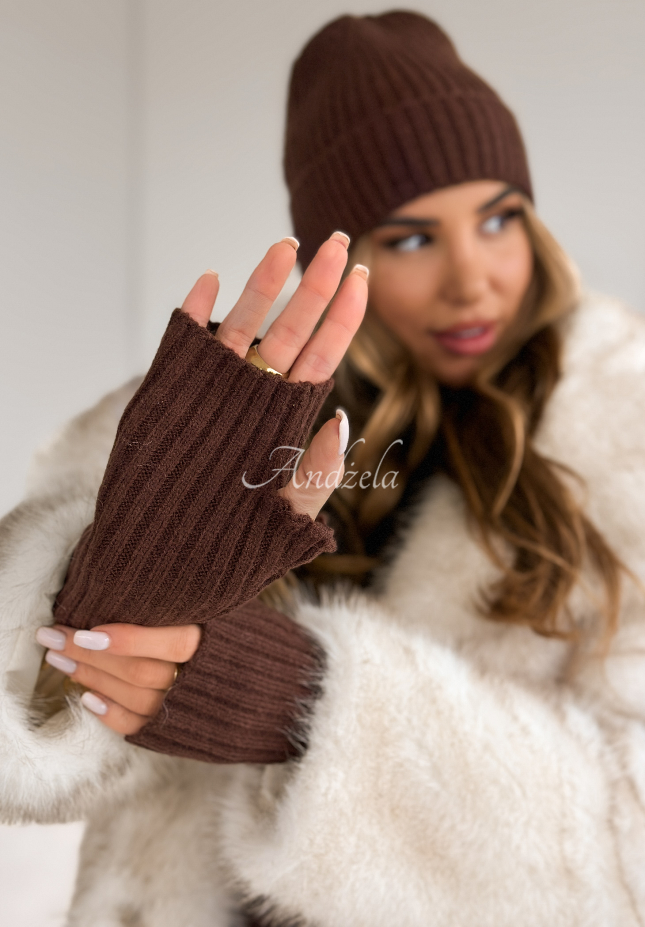 Souprava čepice, šála, rukavice 3v1 Winter Threads čokoládový