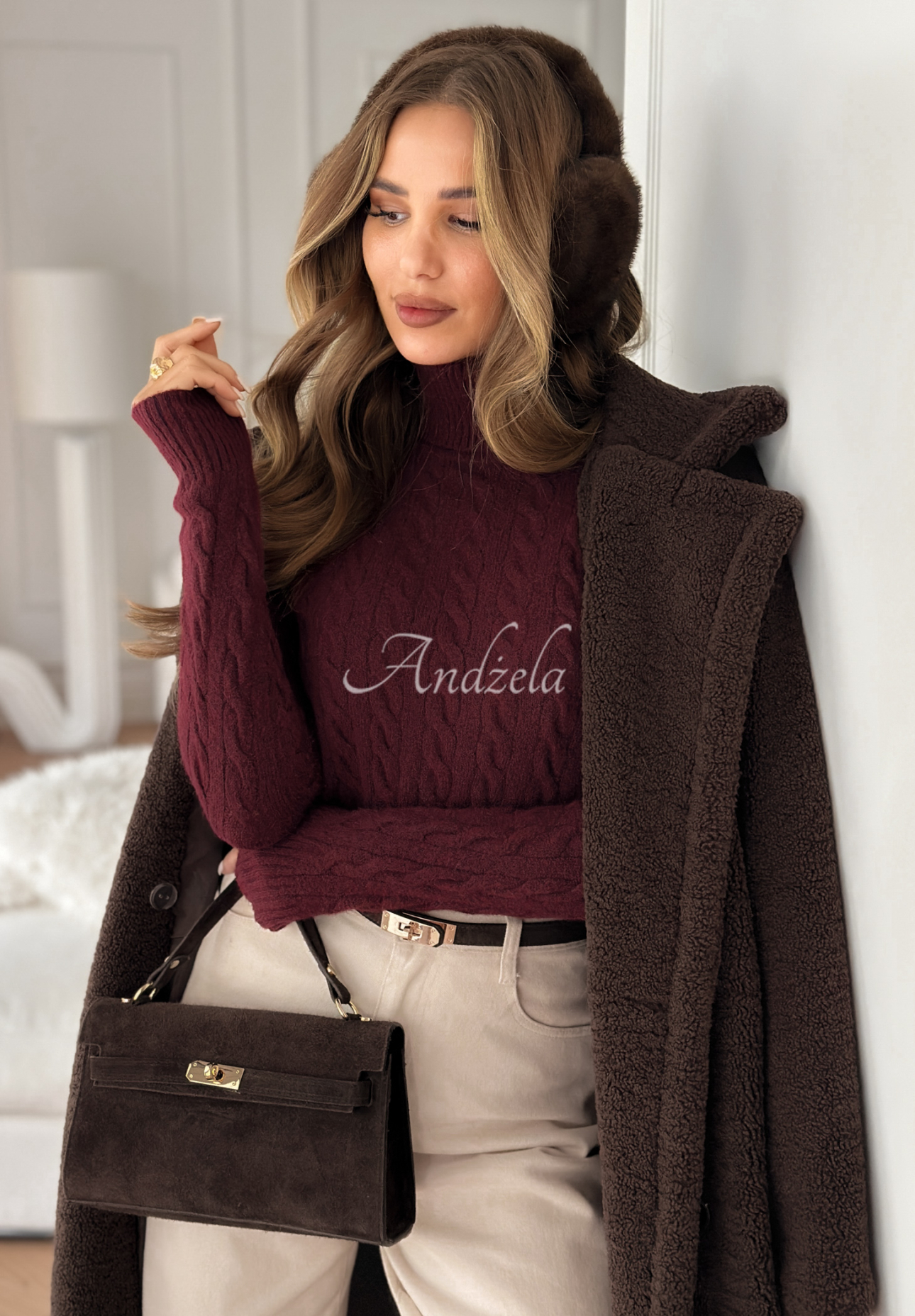 Ozdobně pletený svetr s rolákem I Love Cold vínový