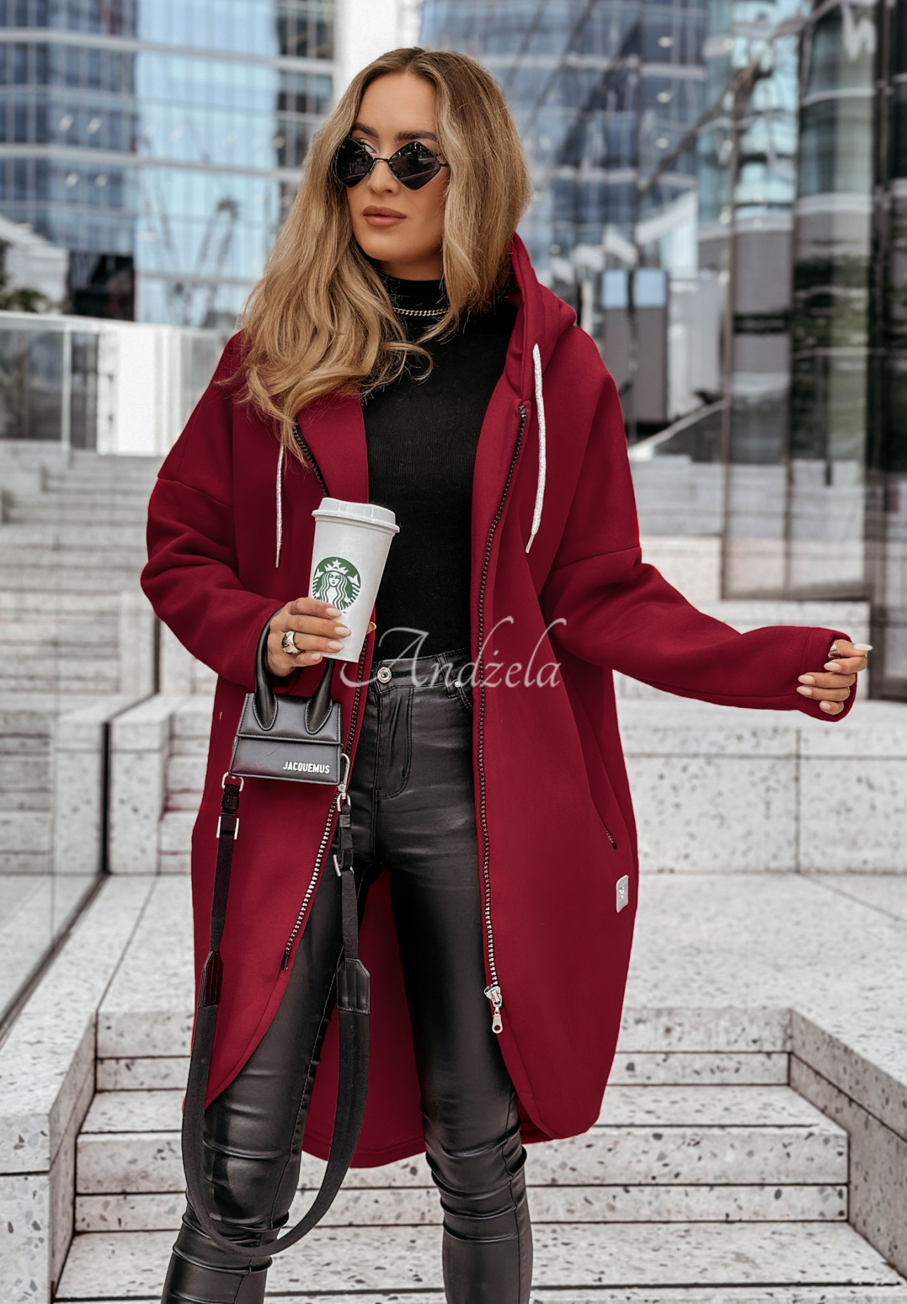 Dlouhá mikina s kapucí Peaceful Mind vínová