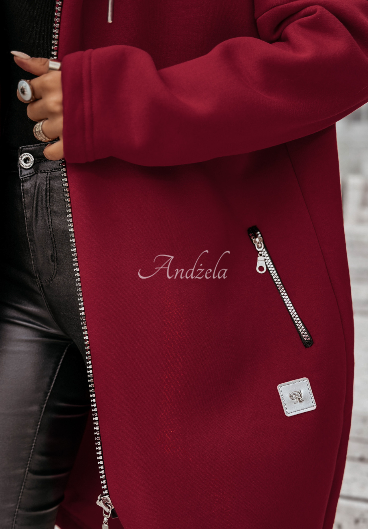 Dlouhá mikina s kapucí Peaceful Mind vínová