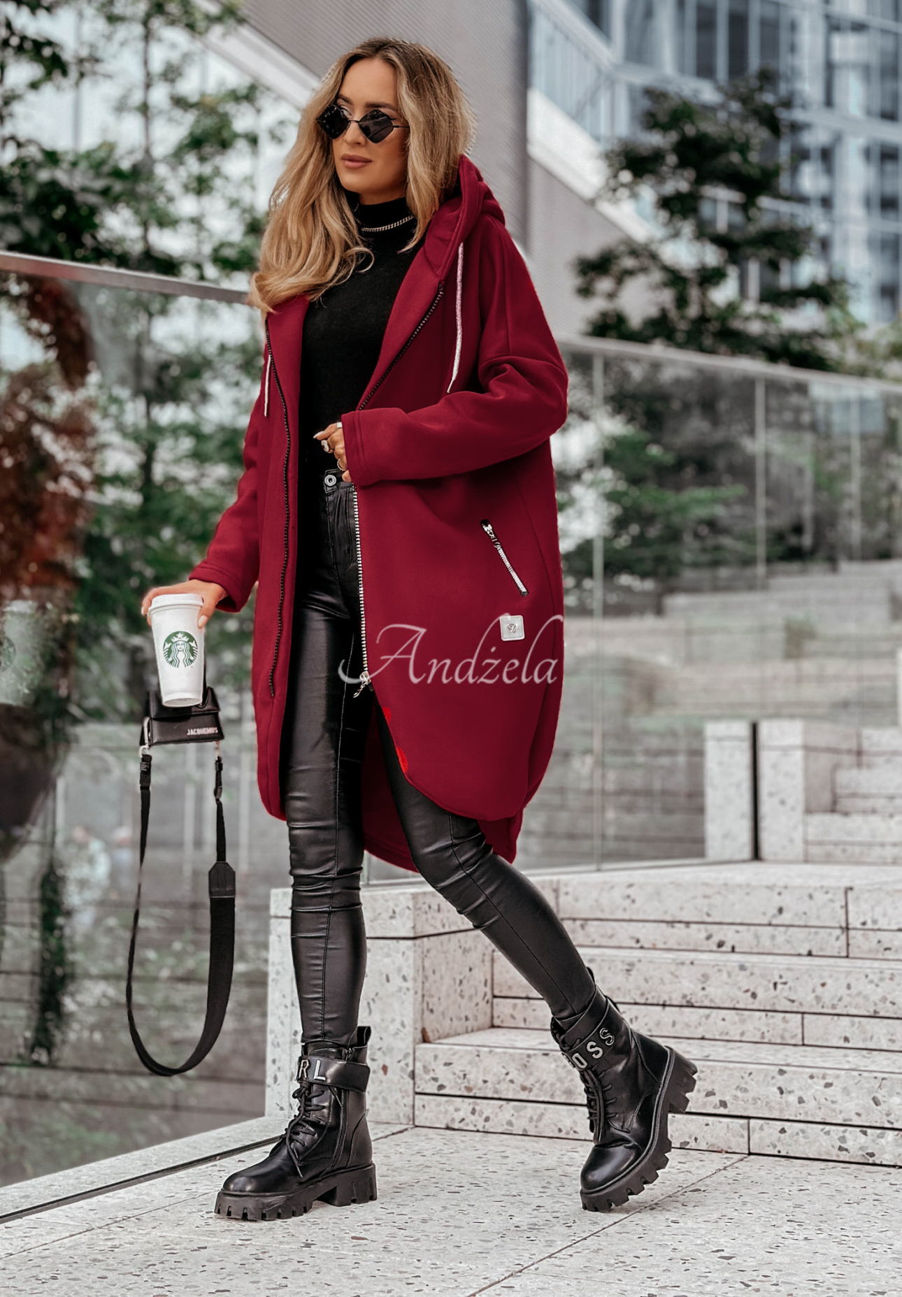 Dlouhá mikina s kapucí Peaceful Mind vínová