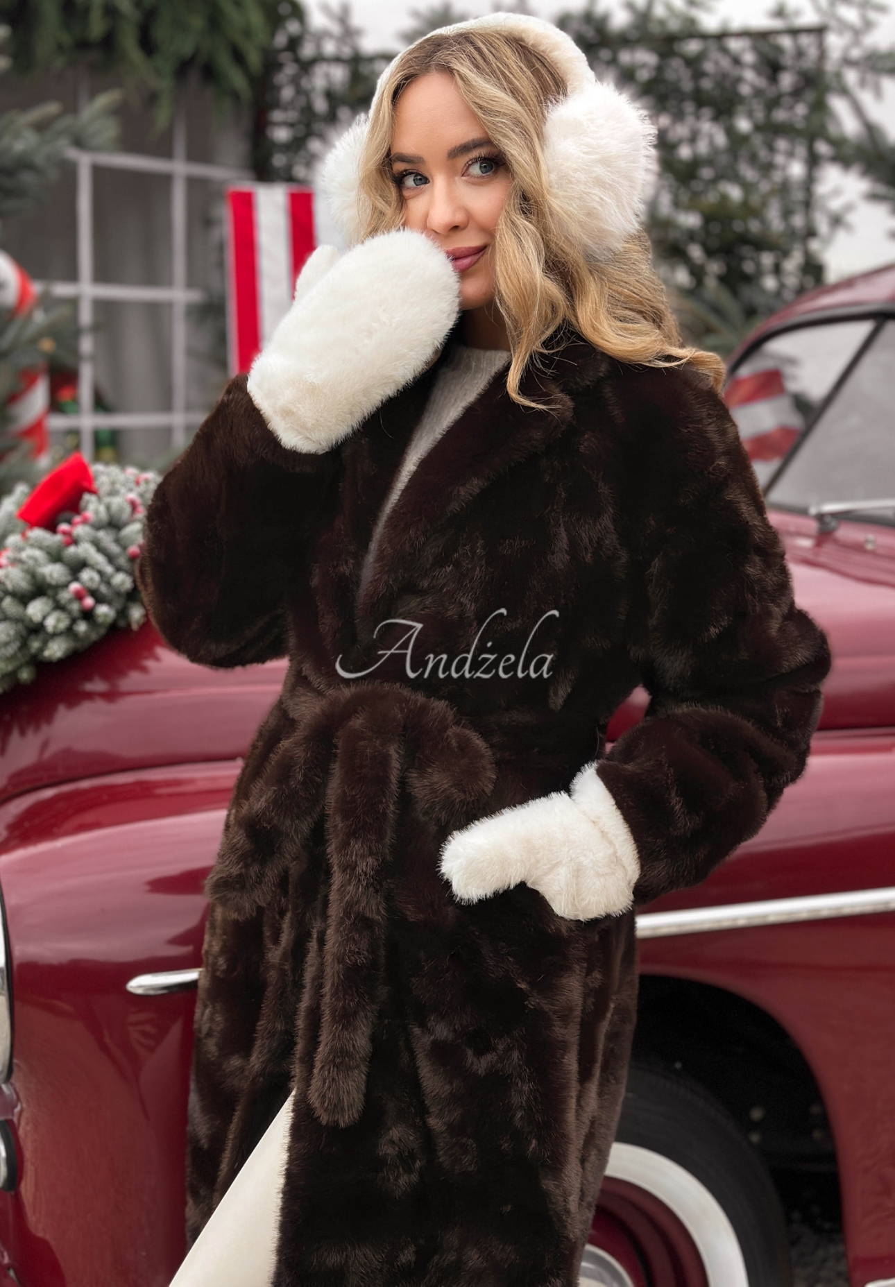 Dlouhý kabát kožich Beside The Fire čokoládový