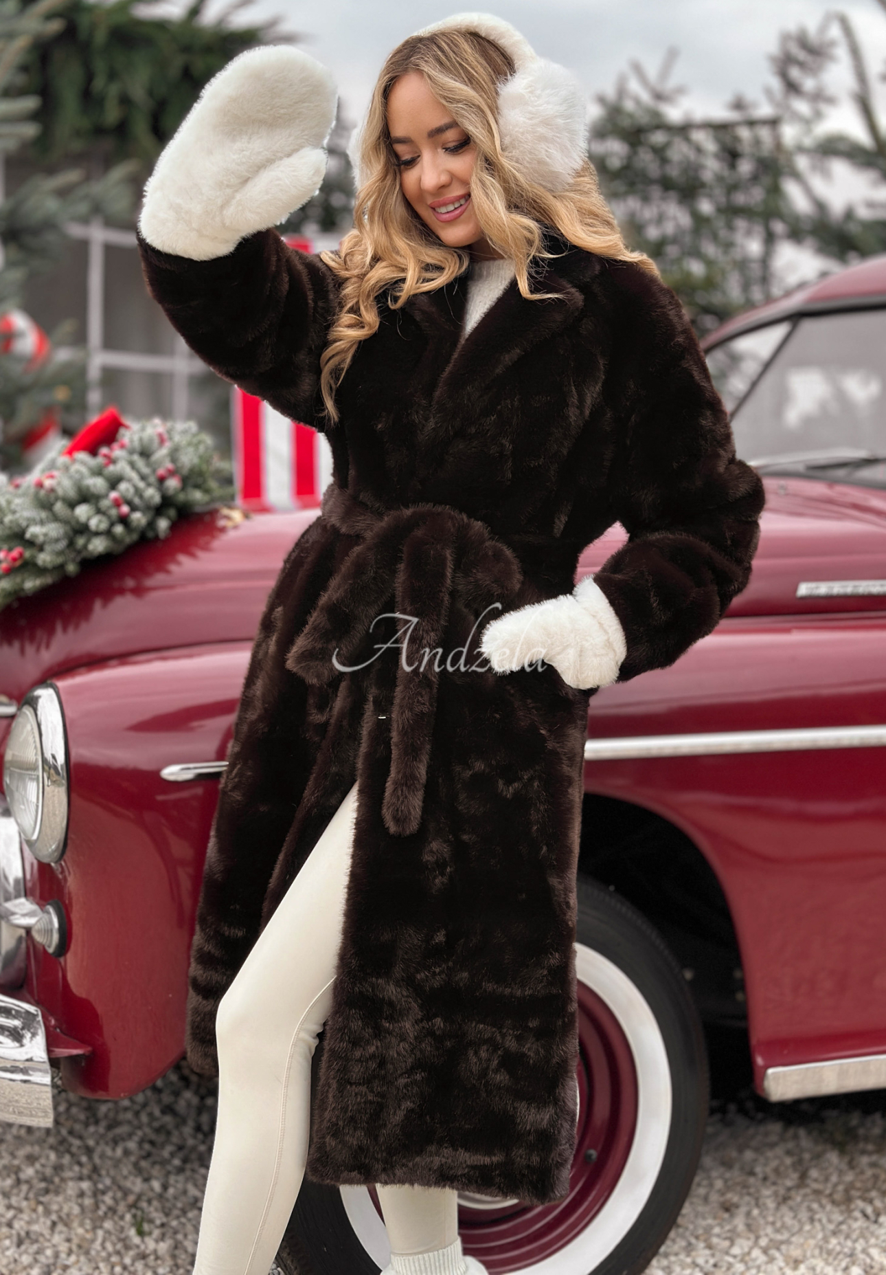 Dlouhý kabát kožich Beside The Fire čokoládový