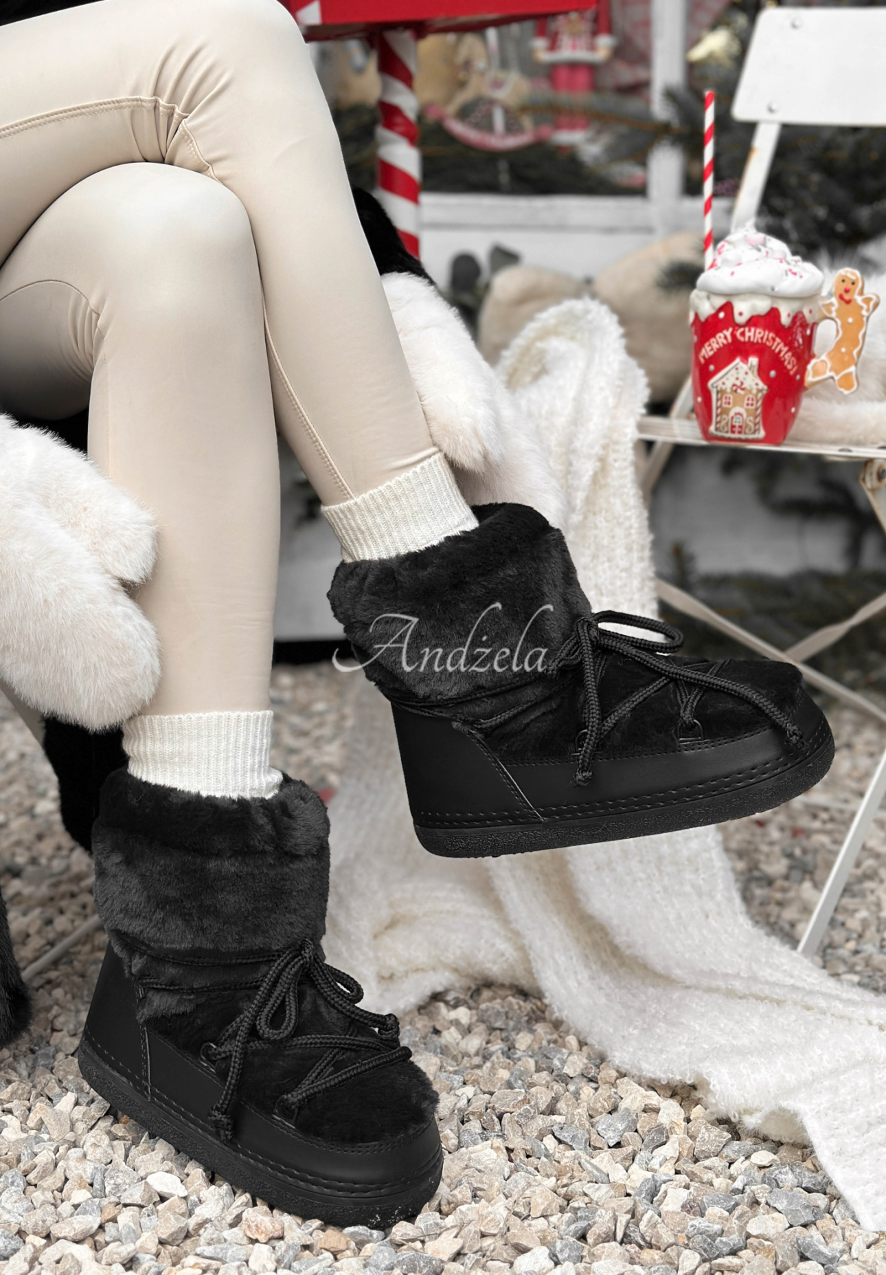 Sněhule s kožíškem End Of Year černé