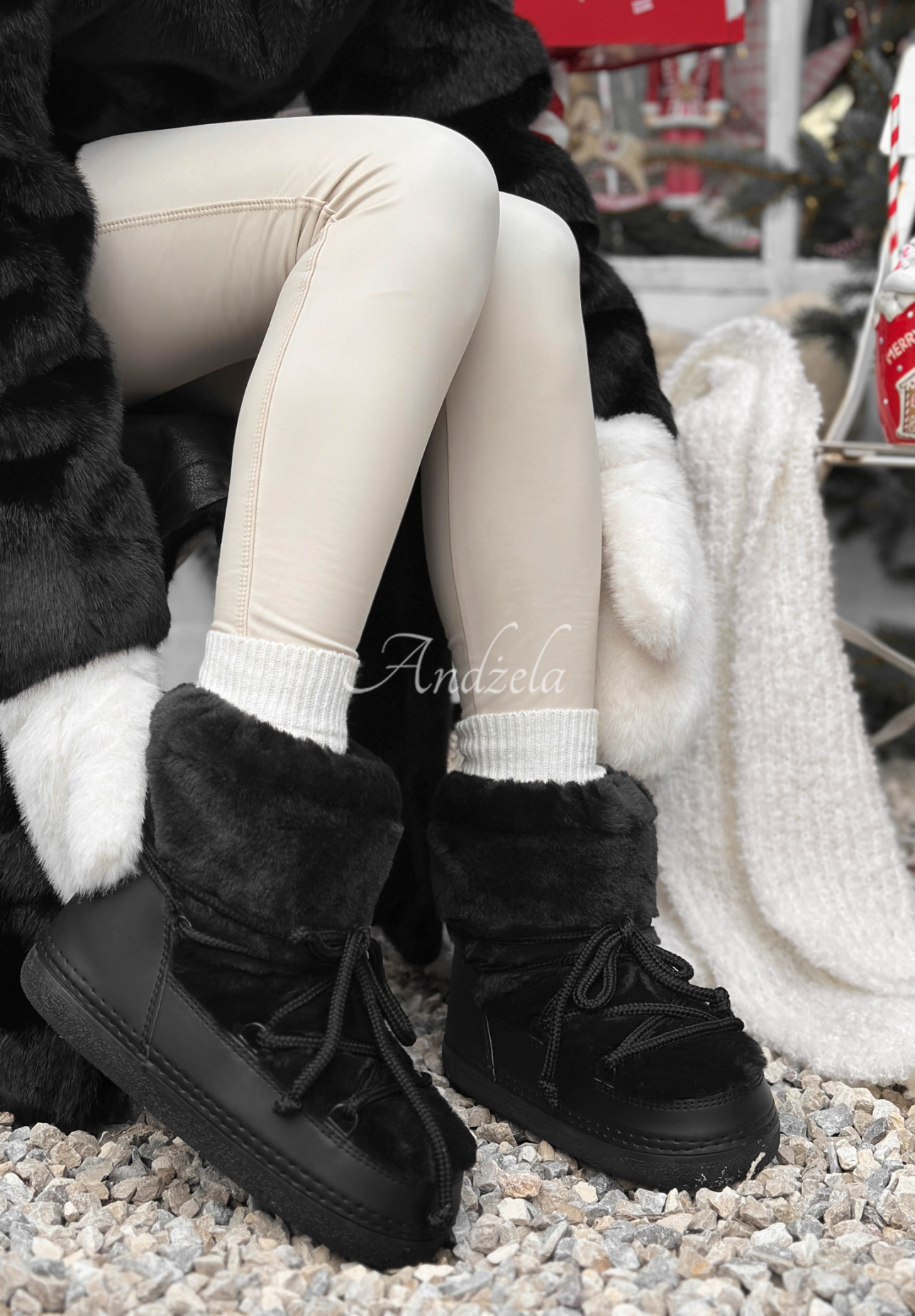 Sněhule s kožíškem End Of Year černé