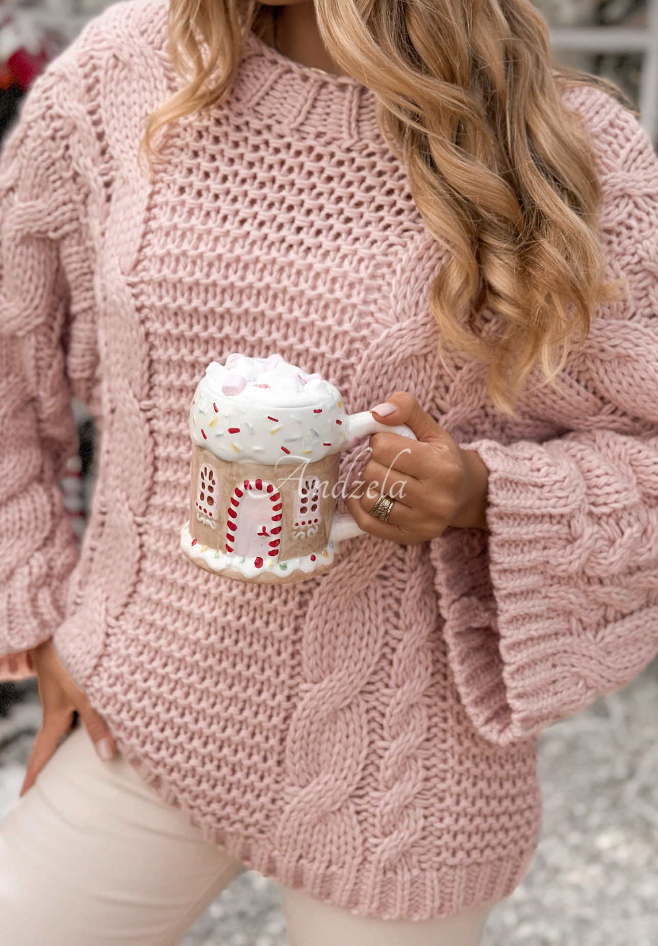 Pletený oversize svetr s vlnou Days Are Short pudrová růžová