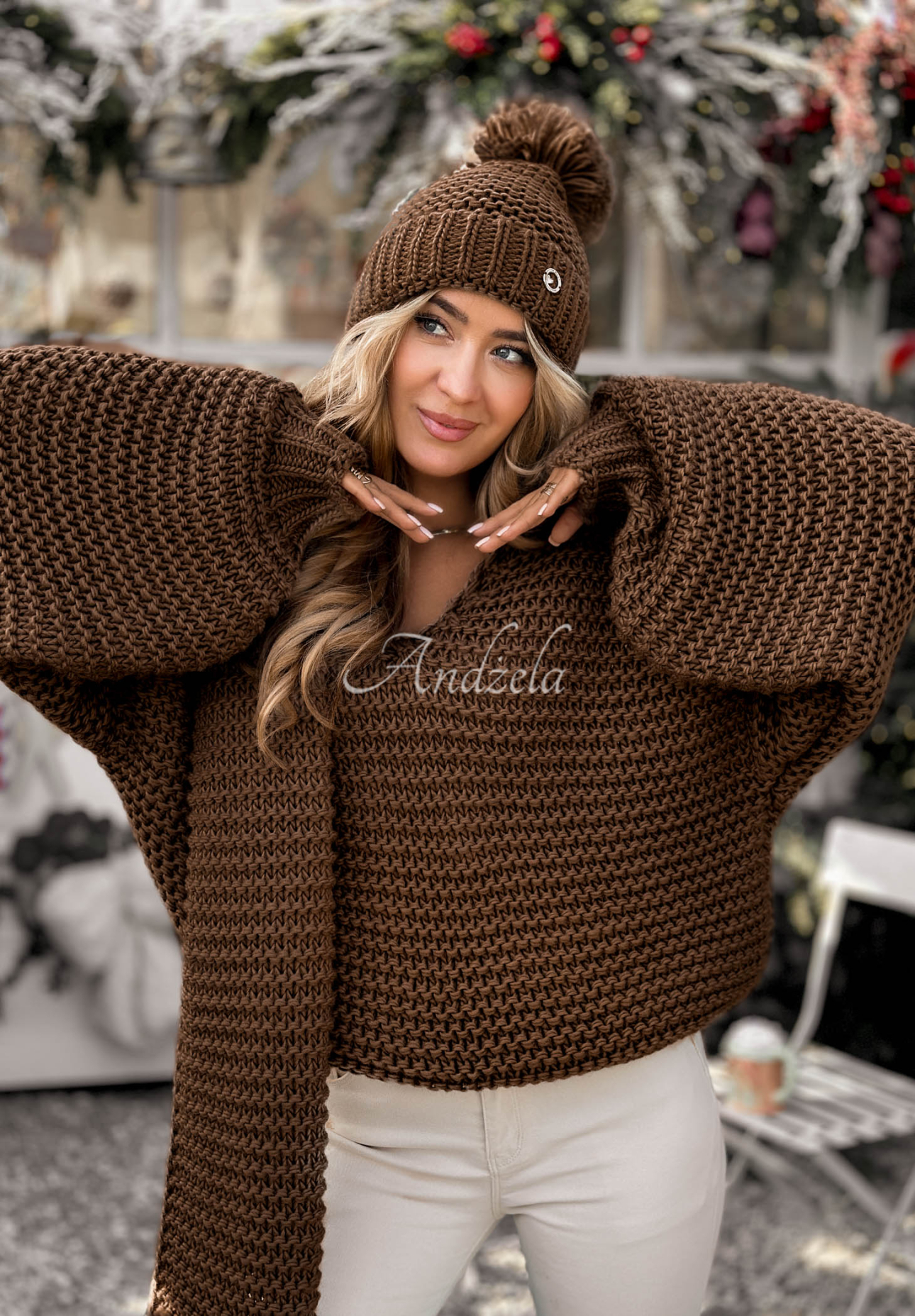 Pletený svetr s vlnou Winter Is Calling čokoládový