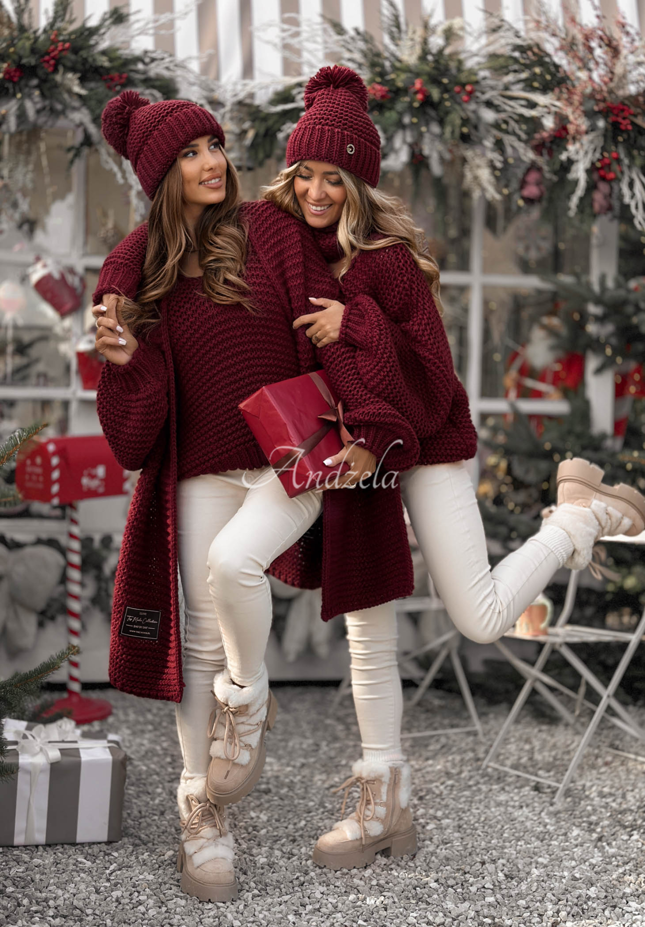 Pletený svetr s vlnou Winter Is Calling vínový