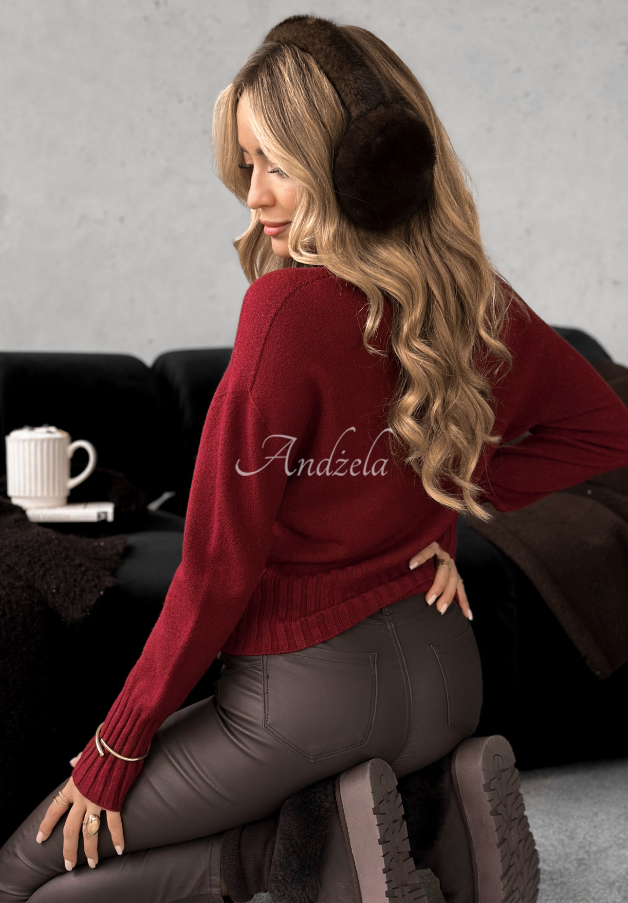 Krátký viskózový svetr s rolákem Single Snowflake vínový