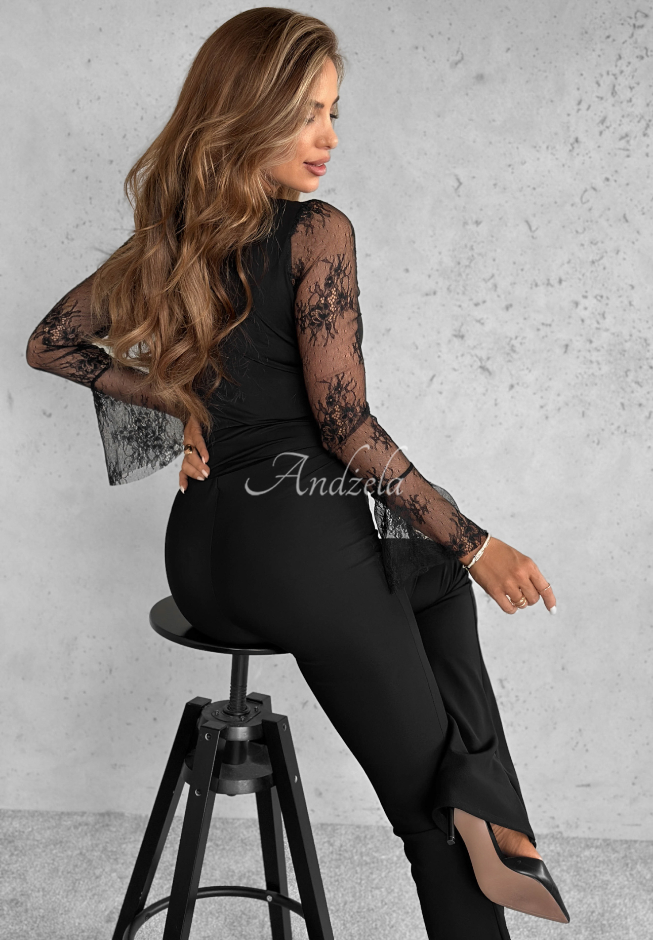 Body s krajkou Quit Talking černé