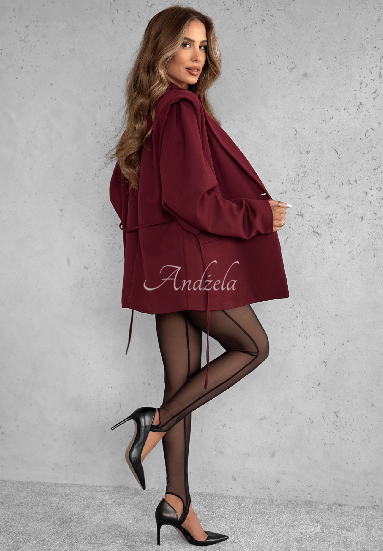 Sako s páskem Alone Again vínová