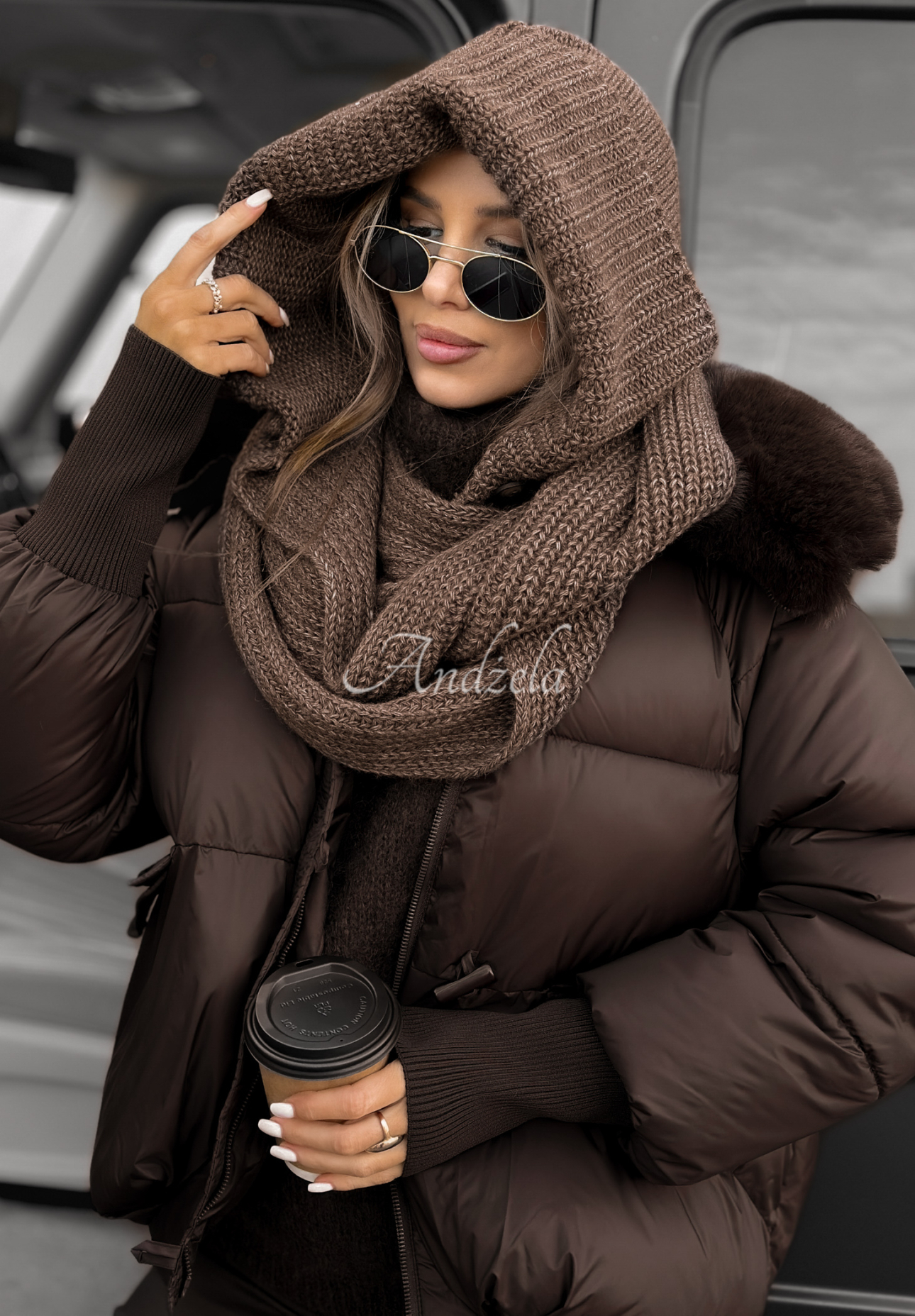 Nákrčník s kapucí balaklava Shade Of Winter čokoládová