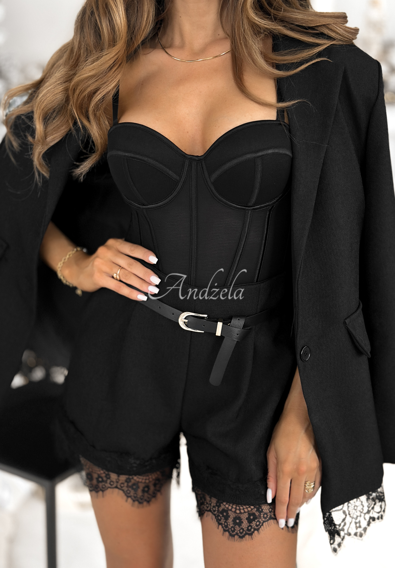 Šortky s krajkou Almost Forever černé