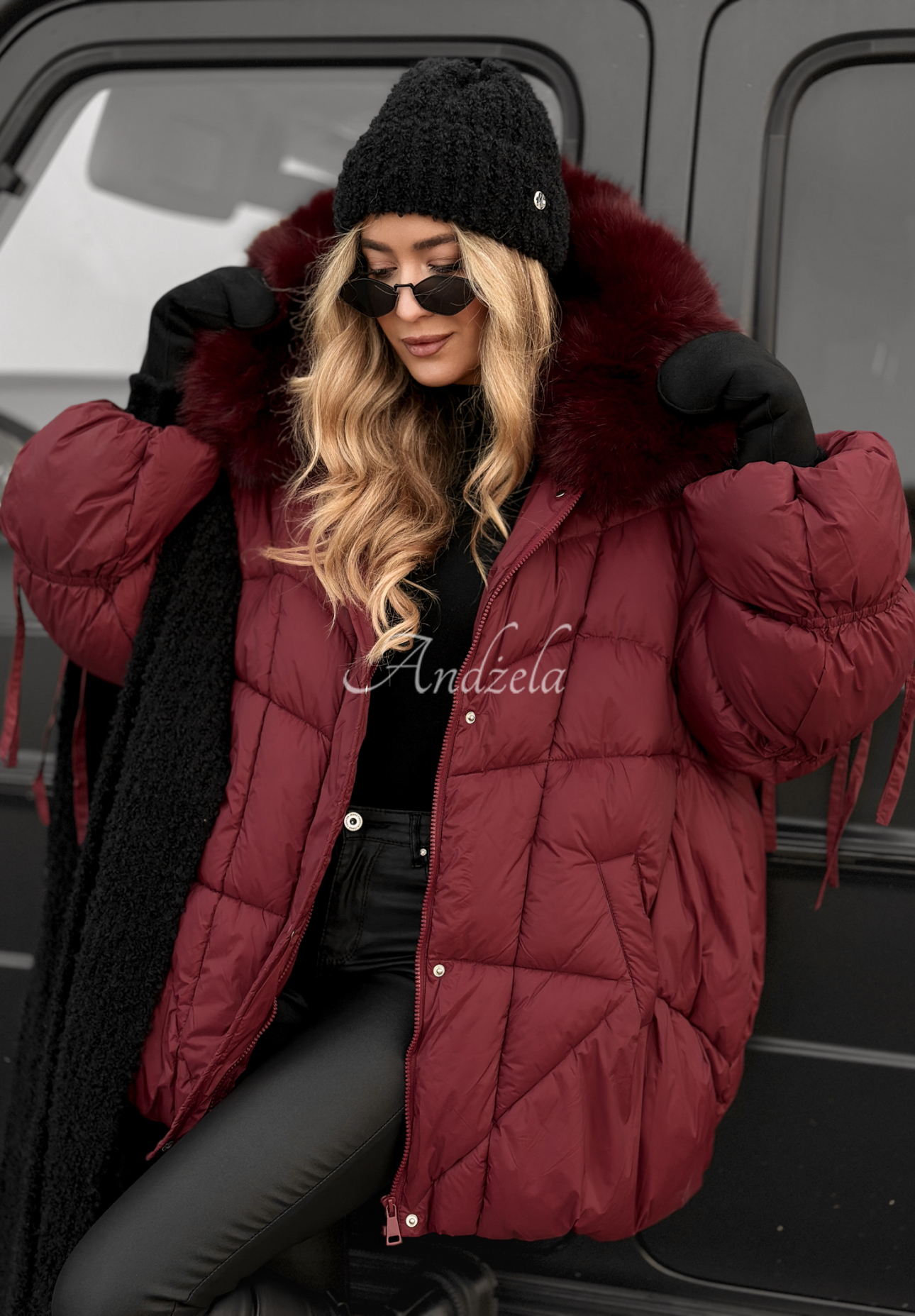 Prošívaná bunda s kožíškem Cold Without You vínová