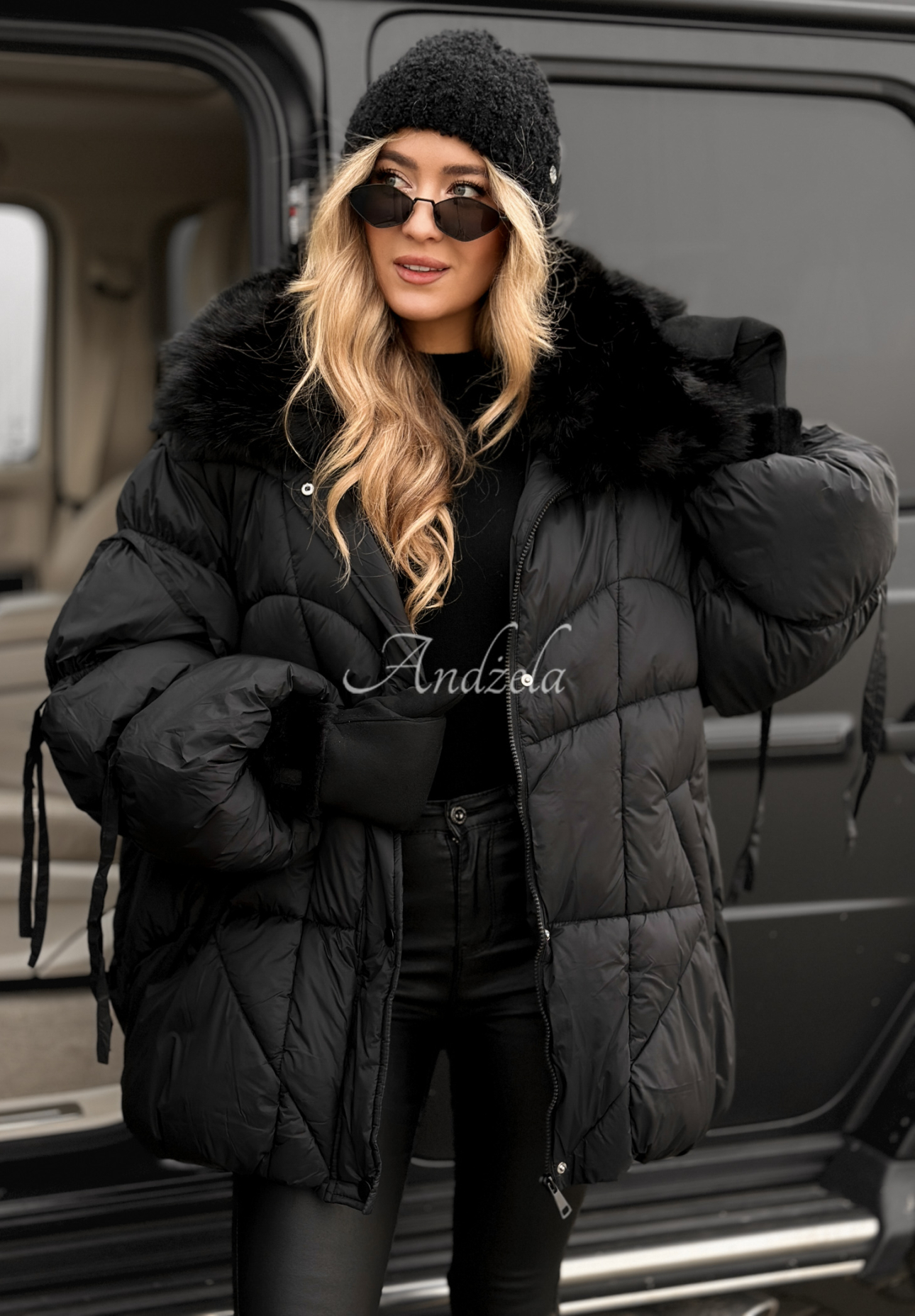 Prošívaná bunda s kožíškem Cold Without You černá