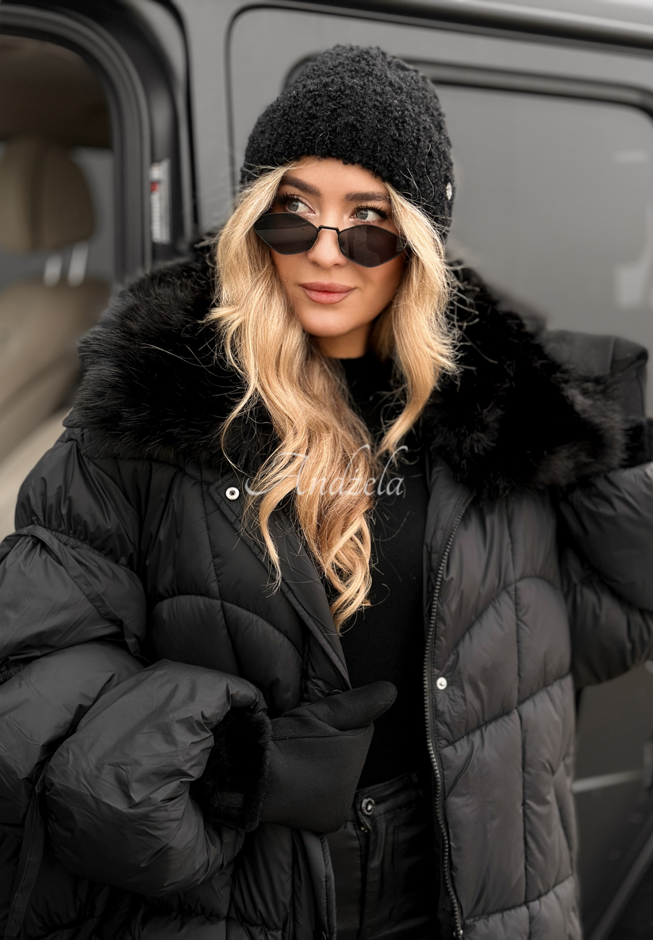 Prošívaná bunda s kožíškem Cold Without You černá