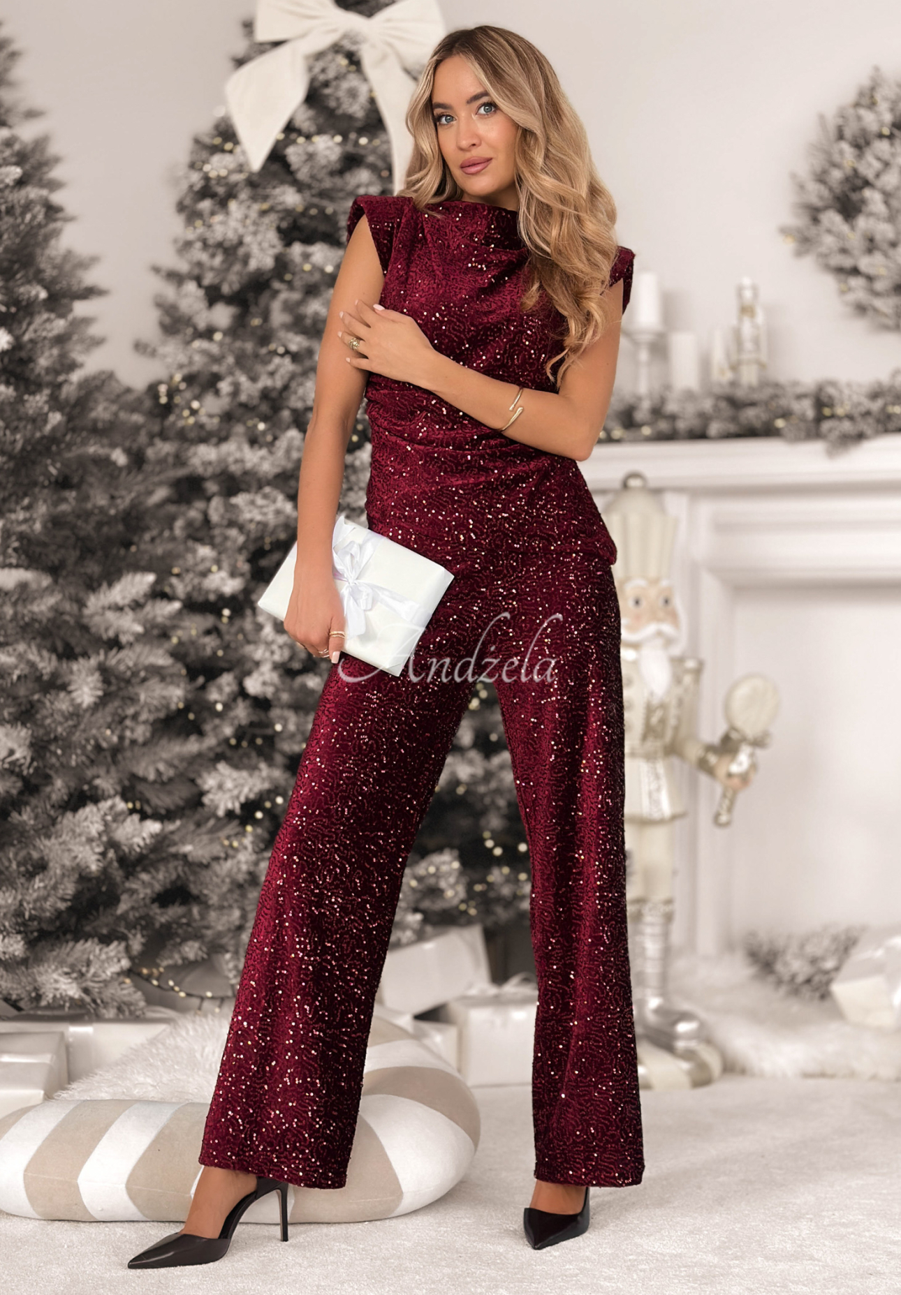 Flitrová halenka s řasením The Mistletoe Lady vínová