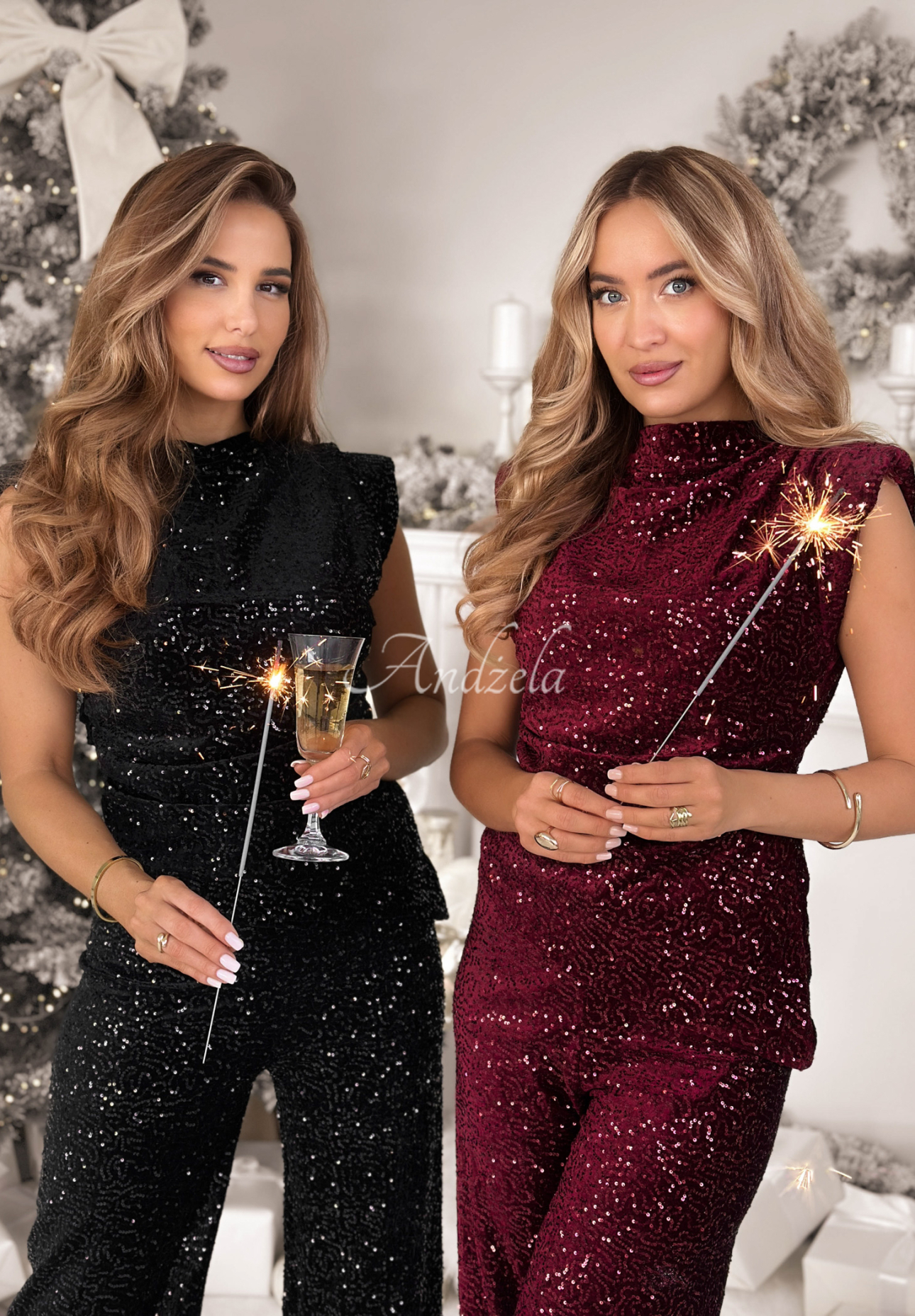 Flitrová halenka s řasením The Mistletoe Lady černá